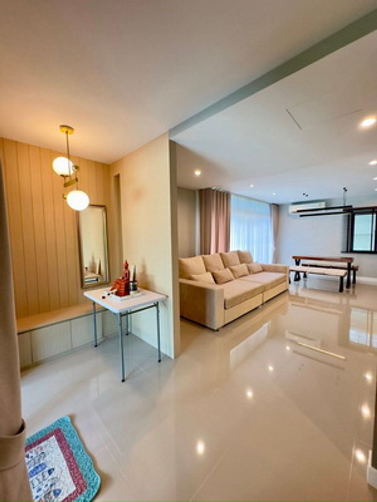 FOR RENT AREEYA COMO BOTANICA BANGNA / 4 bedrooms 3 bathrooms / 42 Sqw. 165 Sqm. **65,000** CLOSE TO MEGA BANGNA Loading...