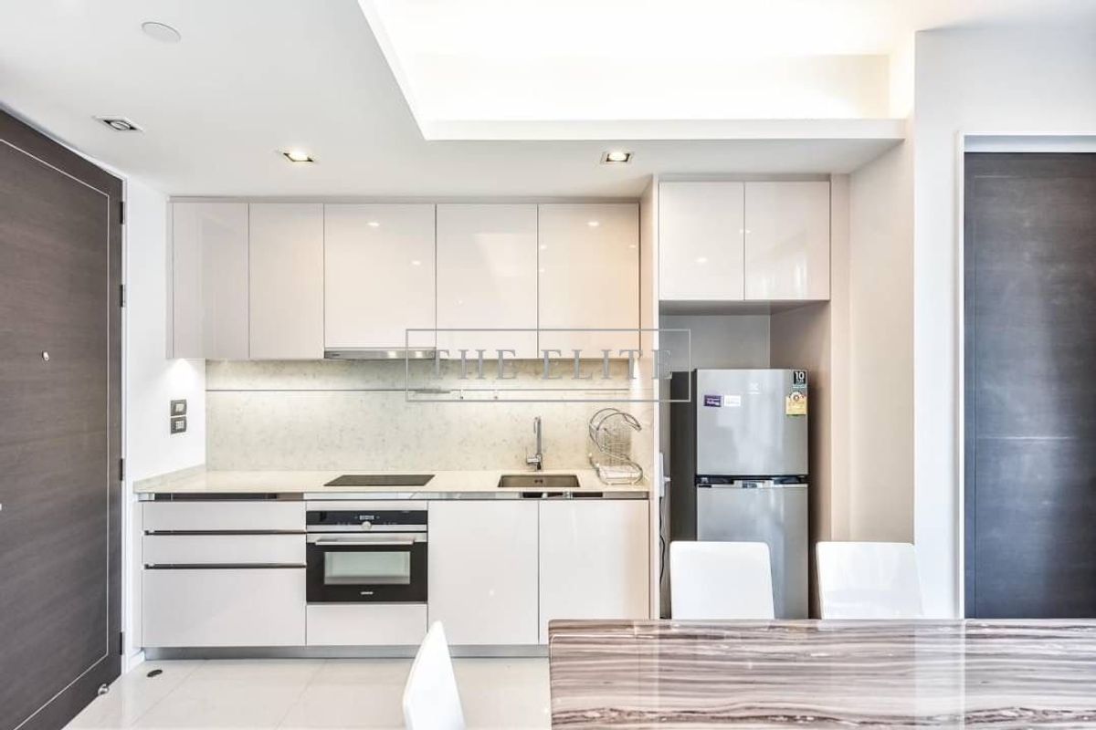 ขายคอนโดสาทร นราธิวาส : ✨ Luxury Living at The Bangkok Sathorn ห้องจริง วิวเมืองหรูเหนือระดับ ทำเล Prime CBD 💖