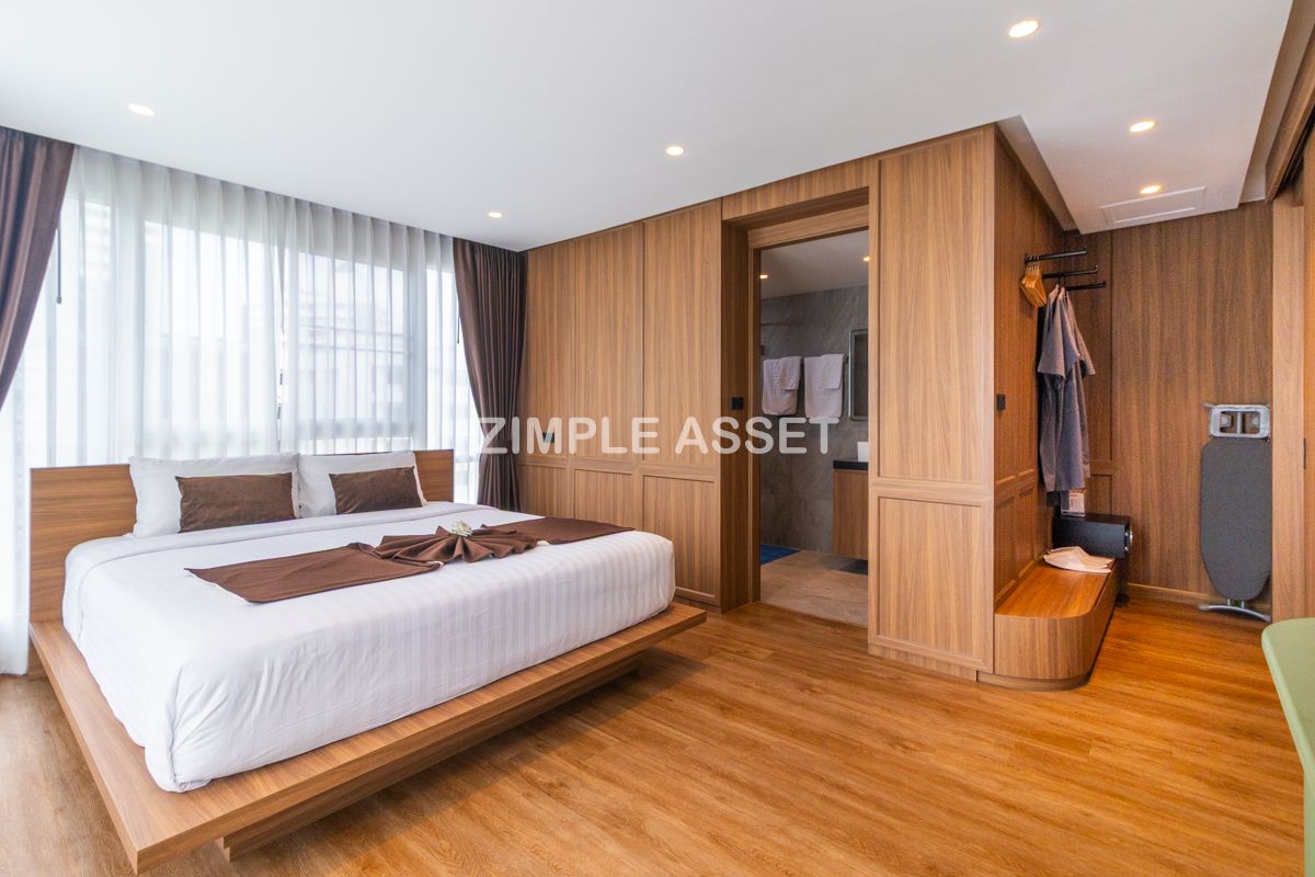 For RentSukhumvit, Asoke, Thonglor : Line ID: @zimple_asset Serviced Apartment in Thonglor, Newly renovated and fully furnished, featuring a rooftop swimming pool with city views. Conveniently located near BTS Thonglor.