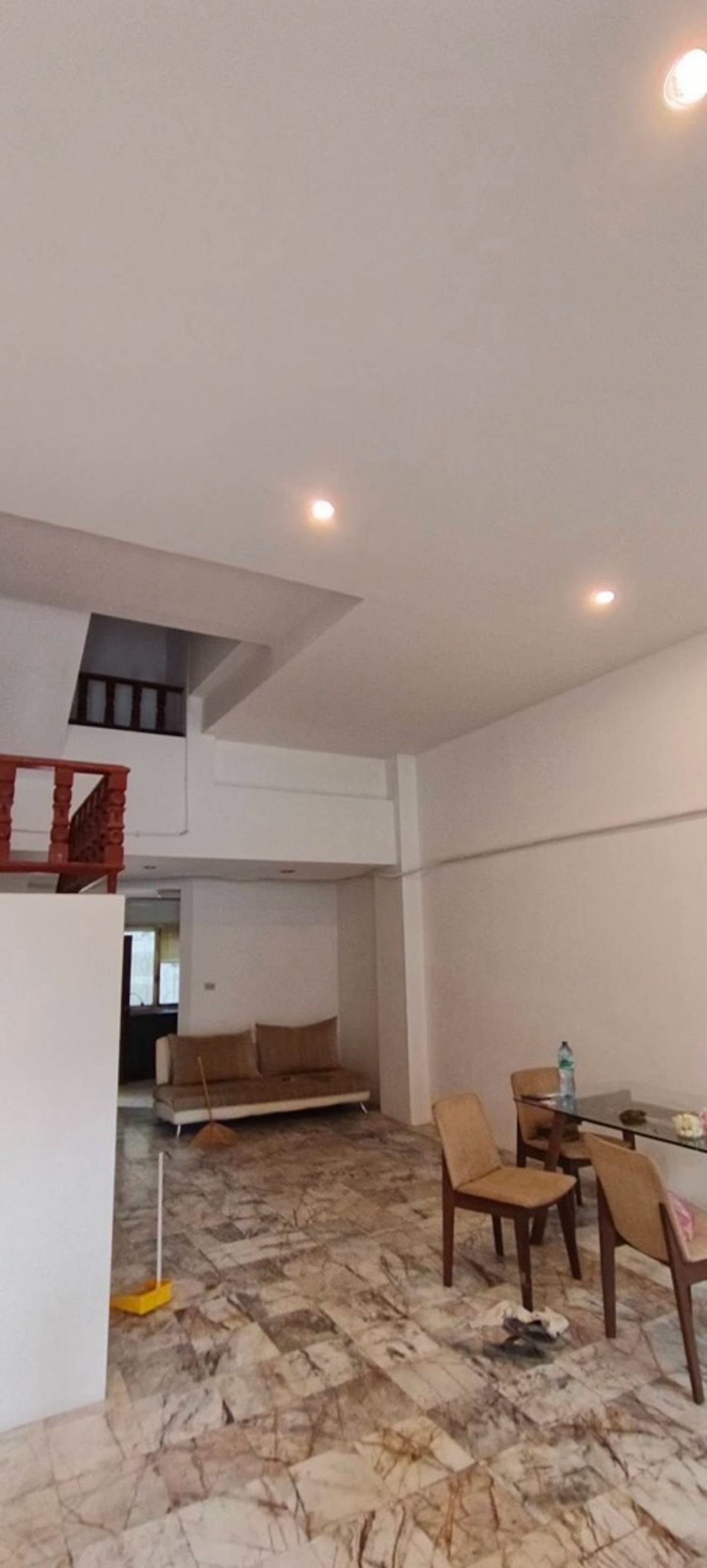 For RentHome OfficeOnnut, Udomsuk : Home office for rent, Bang Chak, Sukhumvit, close to the BTS, 300 meters, convenient travel, close to food, entrance to Soi Sukhumvit 97, company registration available, accepting tenants, Airbnb, spa, massage shop.