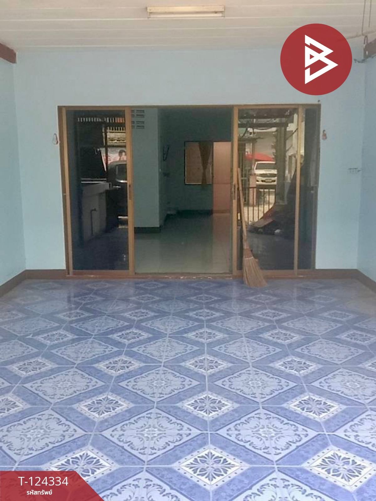 ขายทาวน์เฮ้าส์ หมู่บ้านอีสเทิร์นแลนด์ซิตี้ มาบไผ่ (Eastern Land City) ชลบุรี Loading...