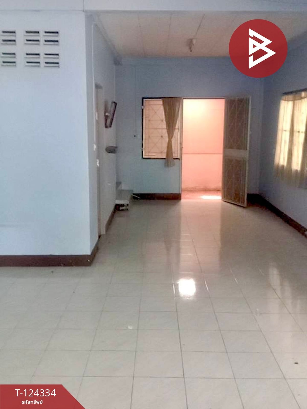 ขายทาวน์เฮ้าส์ หมู่บ้านอีสเทิร์นแลนด์ซิตี้ มาบไผ่ (Eastern Land City) ชลบุรี Loading...