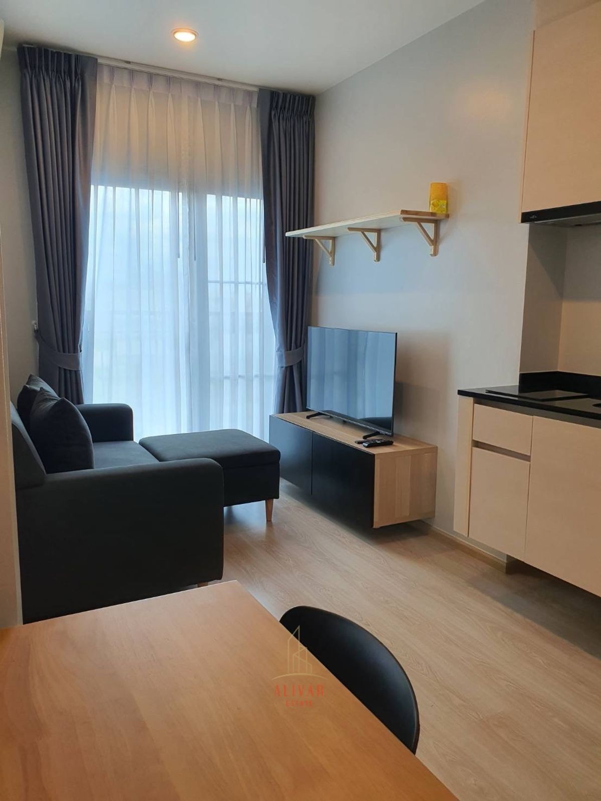 ให้เช่าคอนโดรัชดา ห้วยขวาง : RC104225 Condo for rent at NOBLE REVOLVE RATCHADA ใกล้ MRT สถานีศูนย์วัฒนธรรม 