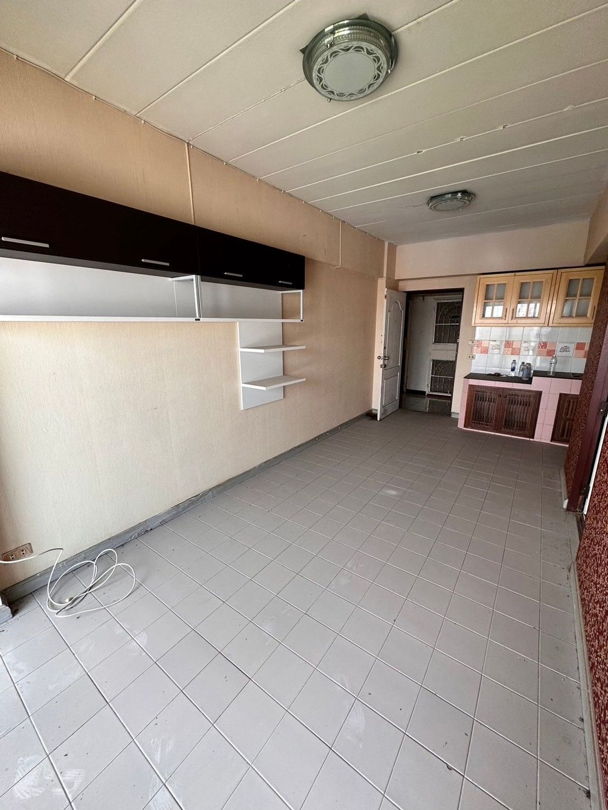 For SaleCondoChokchai 4, Ladprao 71, Ladprao 48, : Duliya Place 38 sq m, 5th floor, 1,750,000 Lat Phrao, Bang Kapi, along the Chokchai 4 expressway ☃️ Duliya Place project, corner room, very cheap price, Nakniwat 37, near MRT Chokchai 4, Central Eastville. Can raise animals