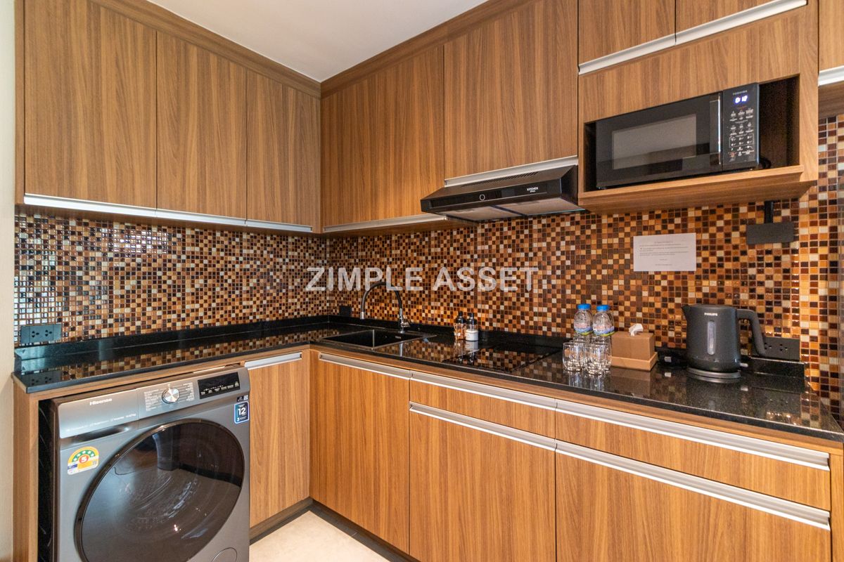 For RentSukhumvit, Asoke, Thonglor : Line ID: @zimple_asset Serviced Apartment in Thonglor, Newly renovated and fully furnished, featuring a rooftop swimming pool with city views. Conveniently located near BTS Thonglor.