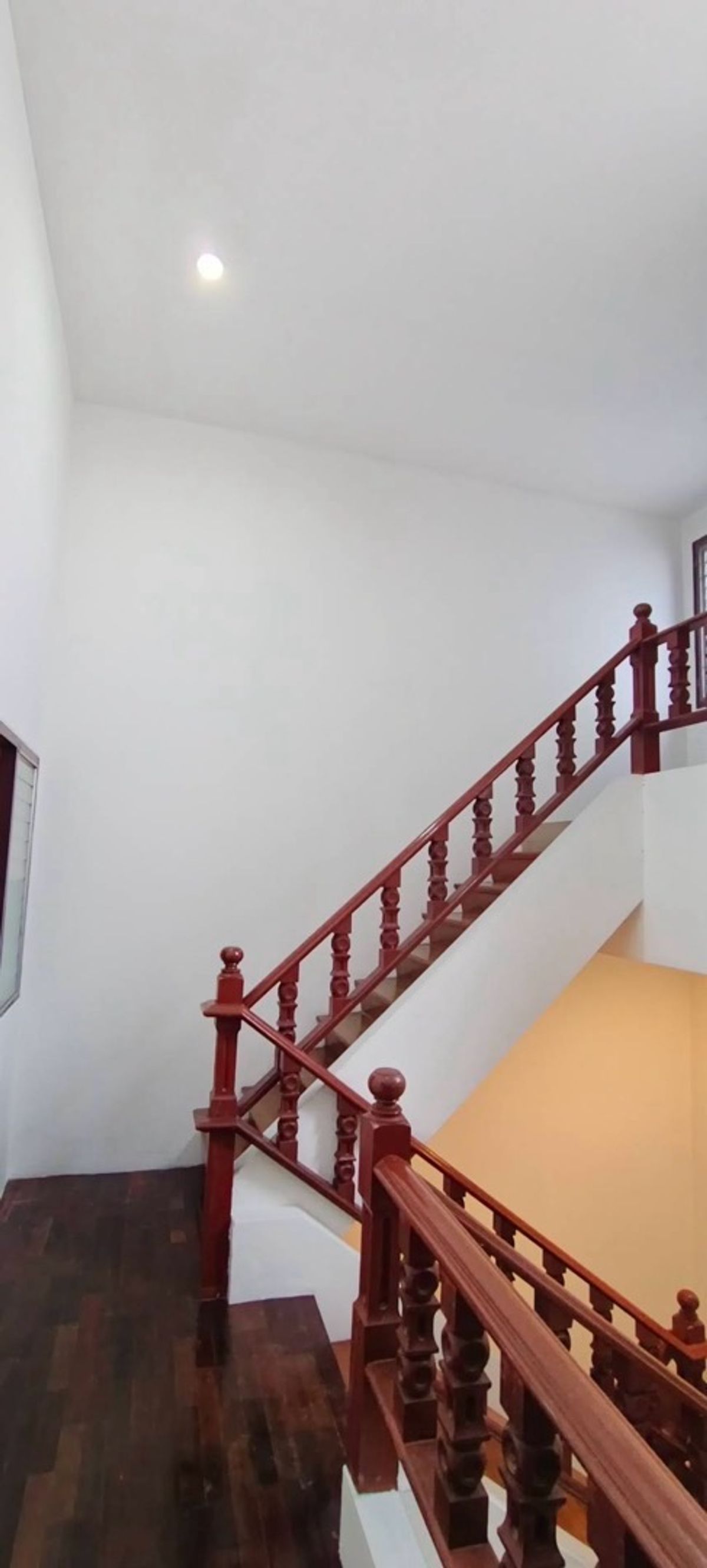 For RentHome OfficeOnnut, Udomsuk : Home office for rent, Bang Chak, Sukhumvit, close to the BTS, 300 meters, convenient travel, close to food, entrance to Soi Sukhumvit 97, company registration available, accepting tenants, Airbnb, spa, massage shop.