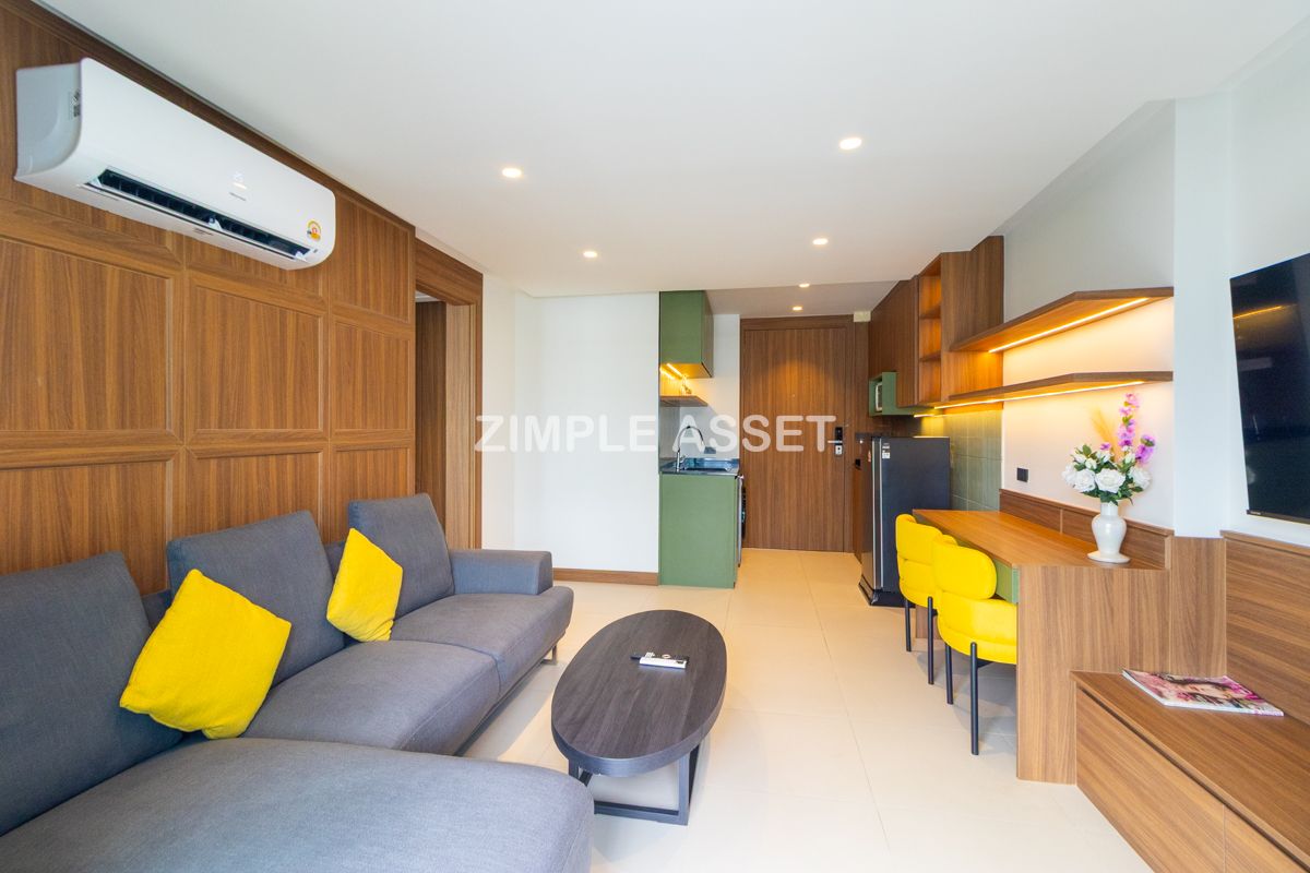 For RentSukhumvit, Asoke, Thonglor : Line ID: @zimple_asset Serviced Apartment in Thonglor, Newly renovated and fully furnished, featuring a rooftop swimming pool with city views. Conveniently located near BTS Thonglor.