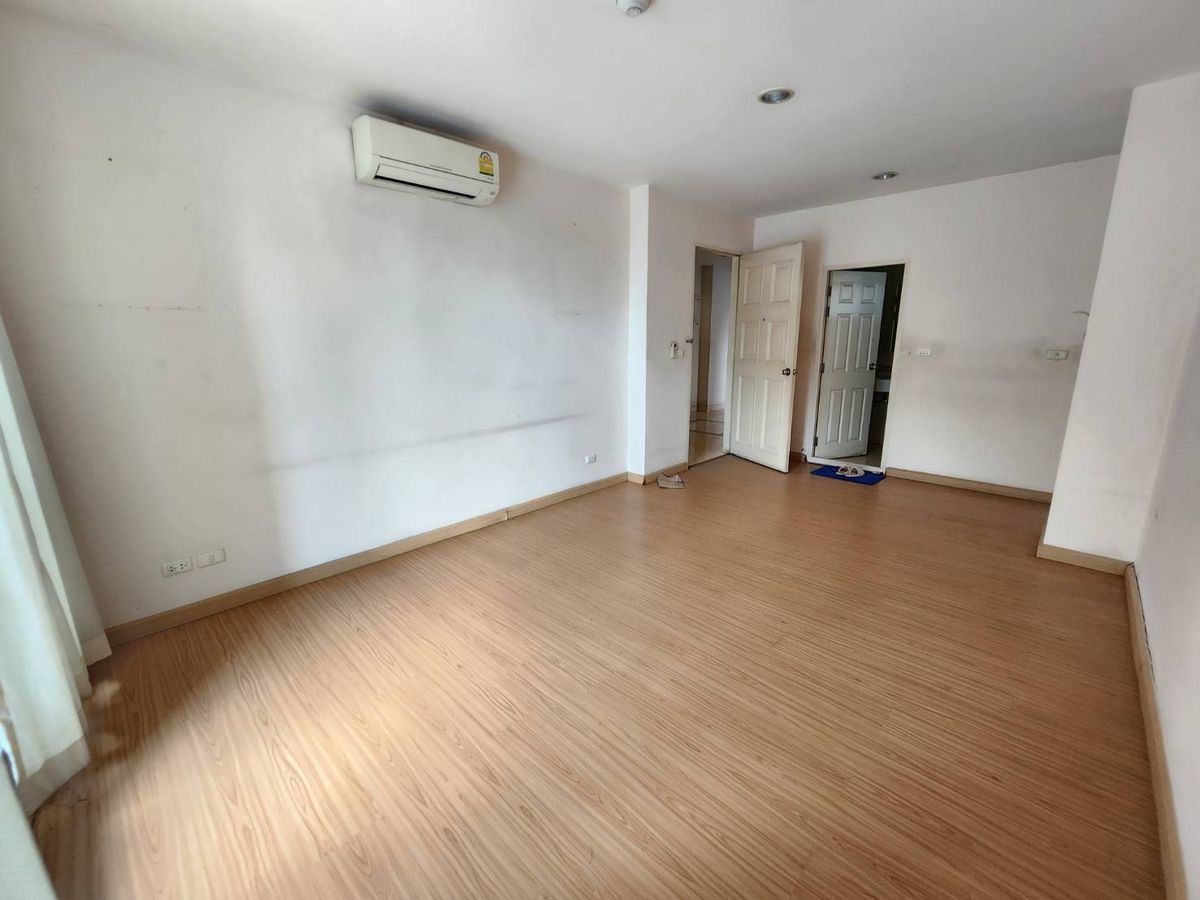 For RentCondoThaphra, Talat Phlu, Wutthakat : For rent, Life @ BTS Thapra (Life@ BTS Thapra), near BTS Talat Phlu, new room + 2 bedrooms + 2 bathrooms + 63 sq m., only 12,000 baht.