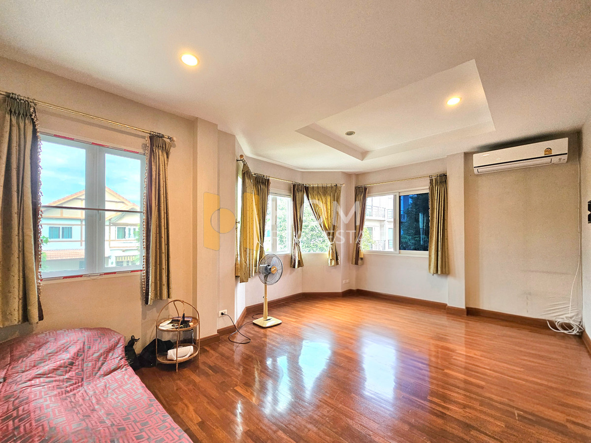 ขายบ้านนวมินทร์ รามอินทรา : บ้านเดี่ยวแปลงมุม ✨ ลัดดารมย์ วัชรพล / 4 ห้องนอน (ขาย), Laddarom Watcharapol / Detached House 4 Bedrooms (FOR SALE) TAN855