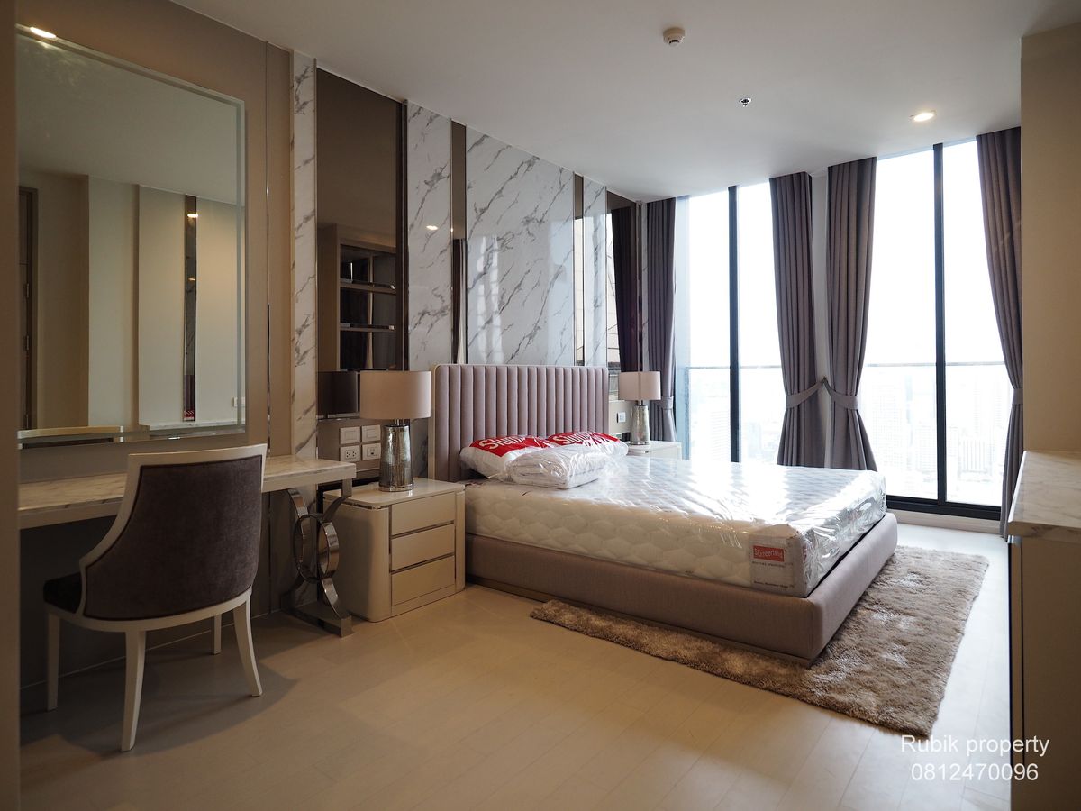 For RentCondoWitthayu, Chidlom, Langsuan, Ploenchit : 🏙️ (RB1312) Noble Ploenchit for rent — large, luxurious room. In the heart of Ploenchit, Super Luxury Condo | next to BTS Ploenchit | beautiful city view