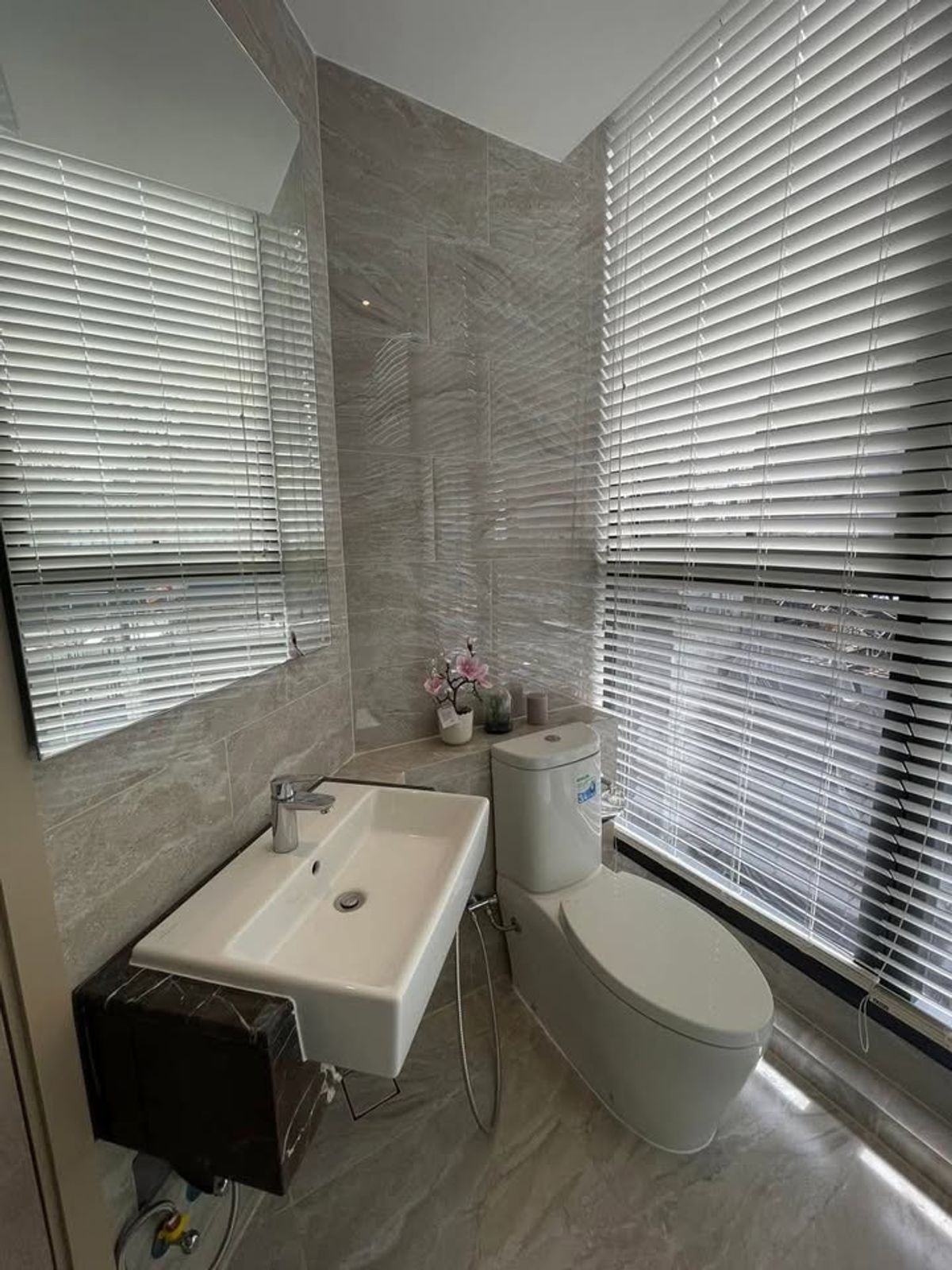 ให้เช่าคอนโดพระราม 9 เพชรบุรีตัดใหม่ RCA : เช่าคอนโด IDEO Rama 9 - Asoke/ไอดีโอ พระราม 9 - อโศก (B6810026)