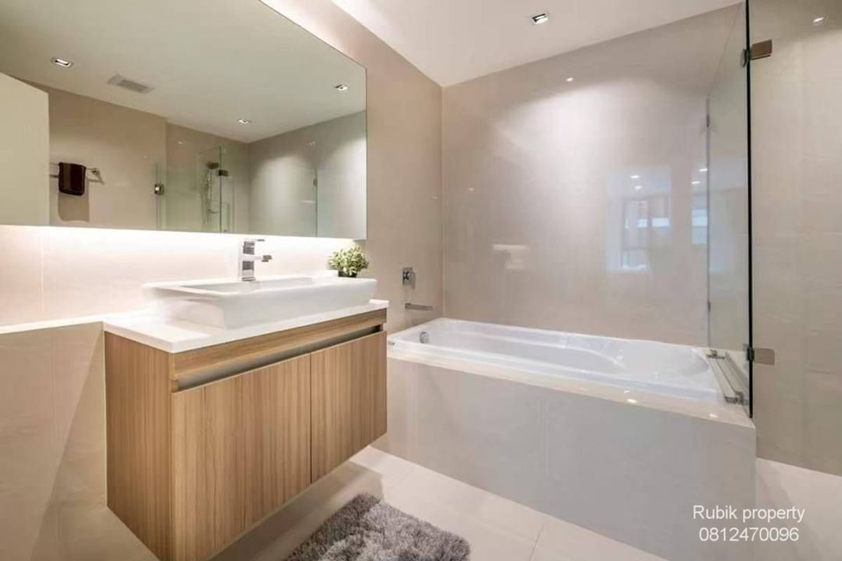 คอนโดสุขุมวิท อโศก ทองหล่อ : 🏙️ (RB1313) ขายคอนโด VTARA Sukhumvit 36 — ห้องใหญ่แต่งครบ ใจกลางทองหล่อ พร้อมอยู่ทันที