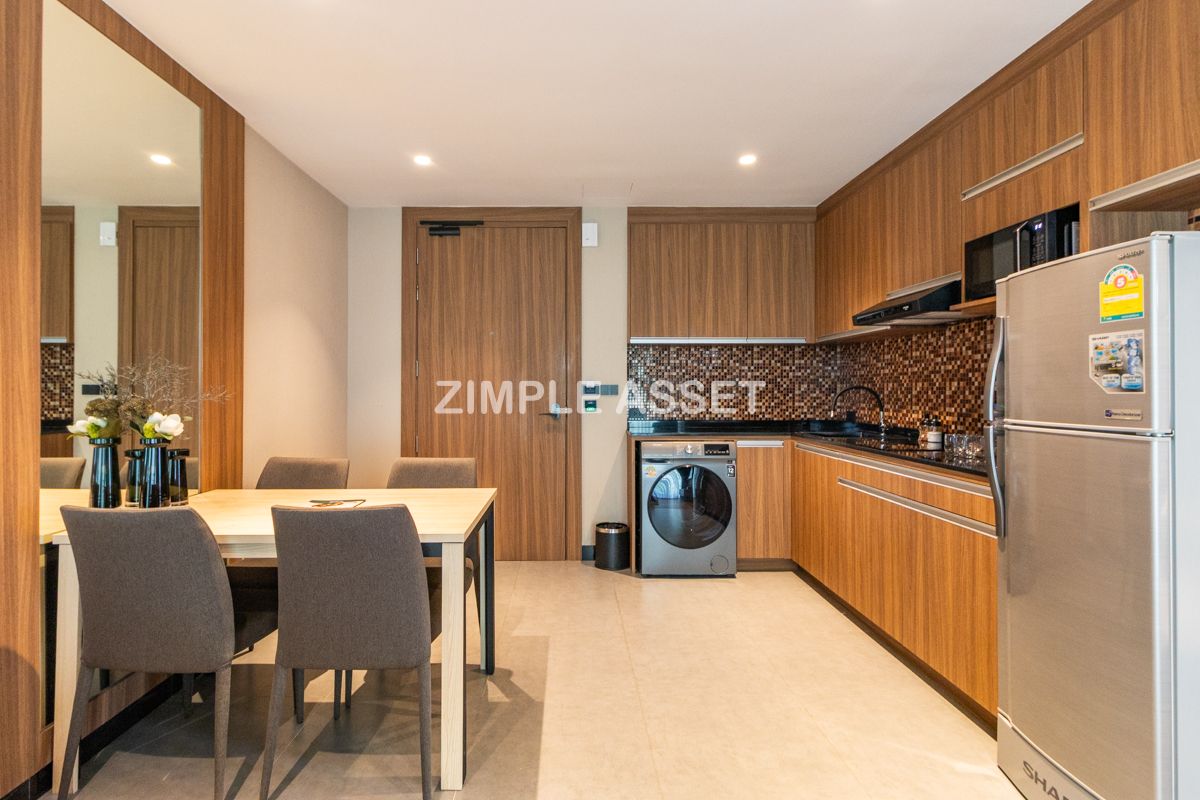 For RentSukhumvit, Asoke, Thonglor : Line ID: @zimple_asset Serviced Apartment in Thonglor, Newly renovated and fully furnished, featuring a rooftop swimming pool with city views. Conveniently located near BTS Thonglor.