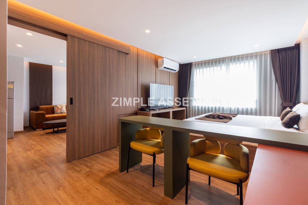 For RentSukhumvit, Asoke, Thonglor : Line ID: @zimple_asset Serviced Apartment in Thonglor, Newly renovated and fully furnished, featuring a rooftop swimming pool with city views. Conveniently located near BTS Thonglor.