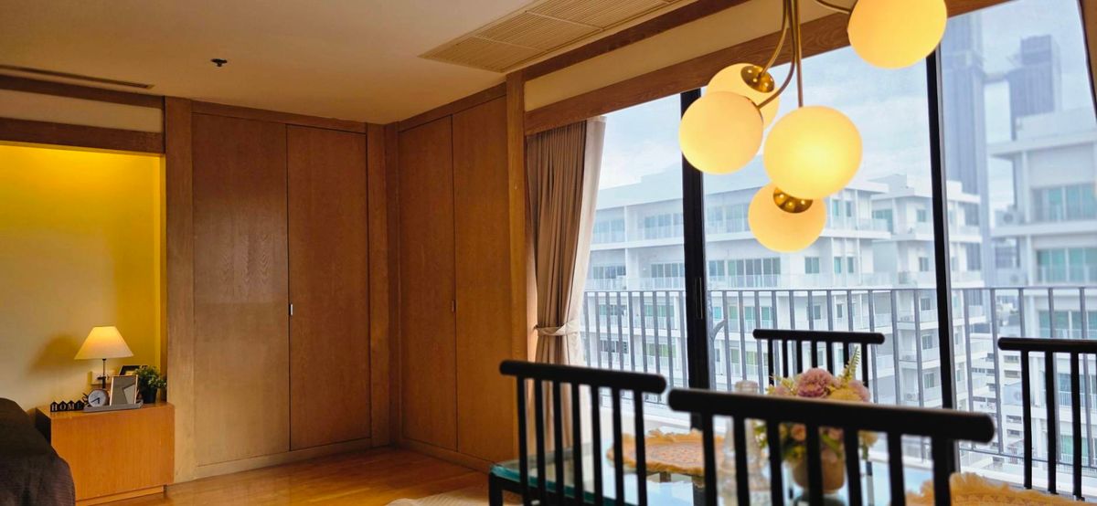 Ready to move in! Condo ICON III Thonglor, fully furnished, 63 sq m. Loading...