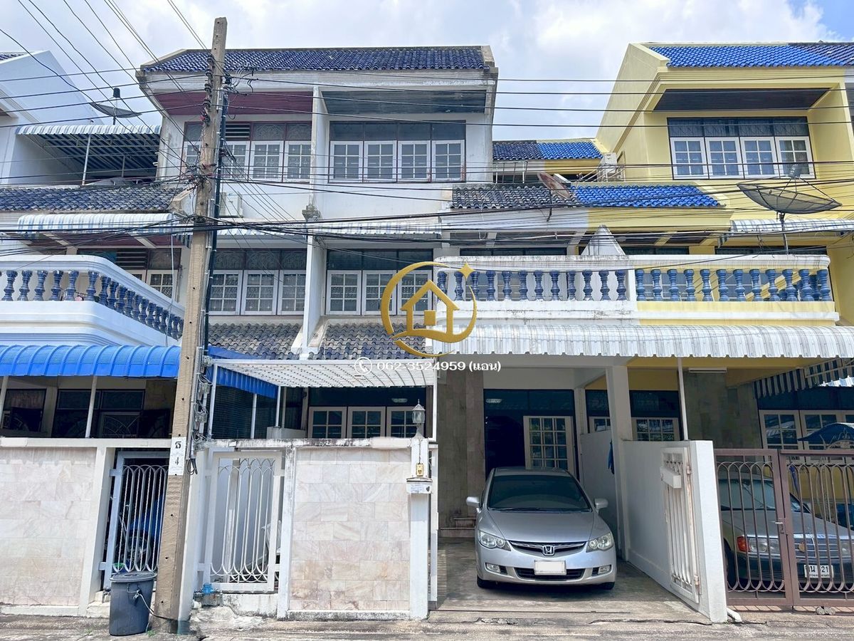 ขายทาวน์โฮมปิ่นเกล้า จรัญสนิทวงศ์ : ขายทาวน์เฮ้าส์ 3 ชั้น หมู่บ้านปิ่นเกล้าการ์เด้น ซอยสมเด็จพระปิ่นเกล้า 3 ทำเลทอง สุดคุ้ม!