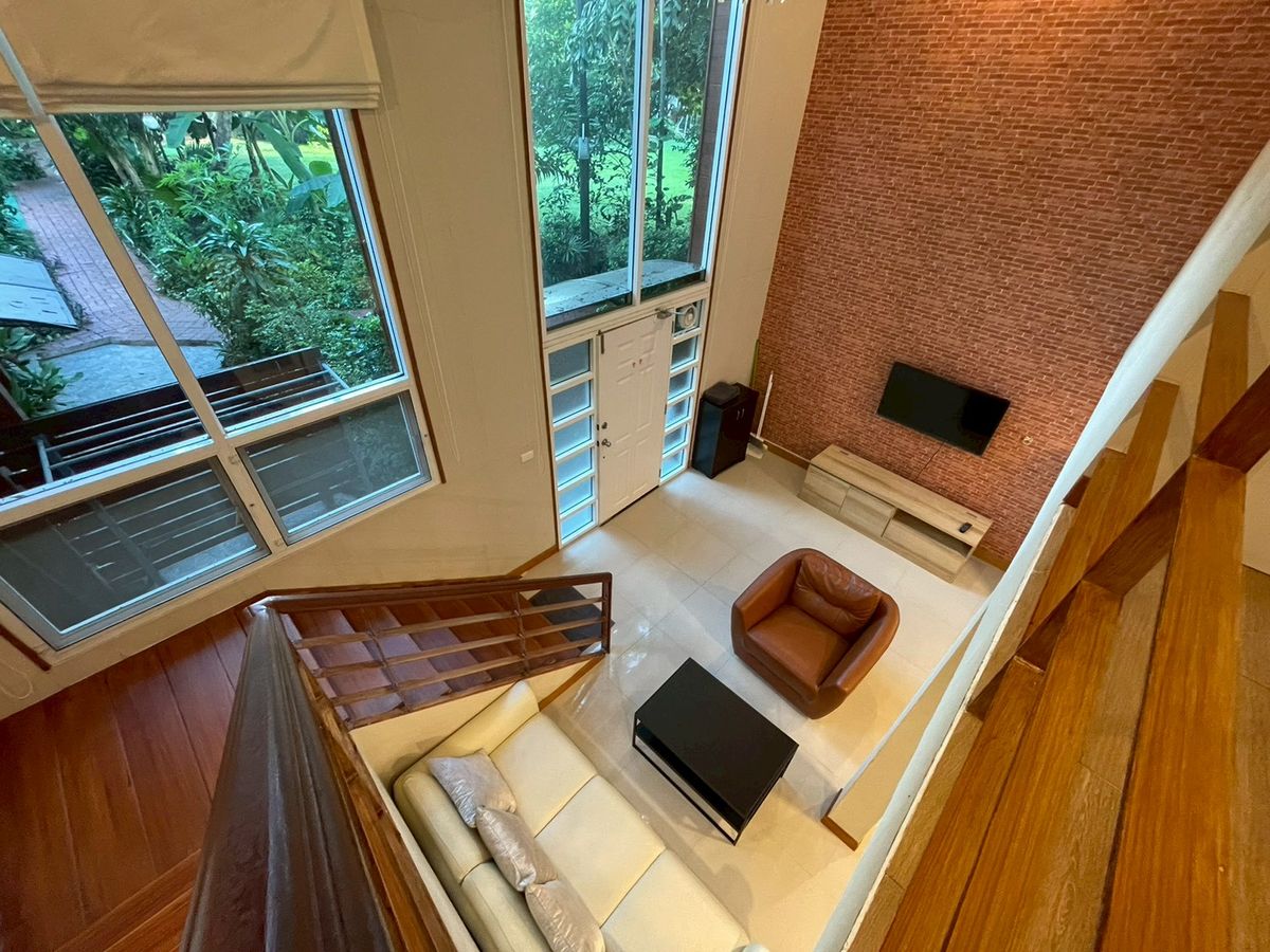 For RentTownhomeSukhumvit, Asoke, Thonglor : Townhome Resort-style for rent in Thonglor Pets welcome Ready to move in