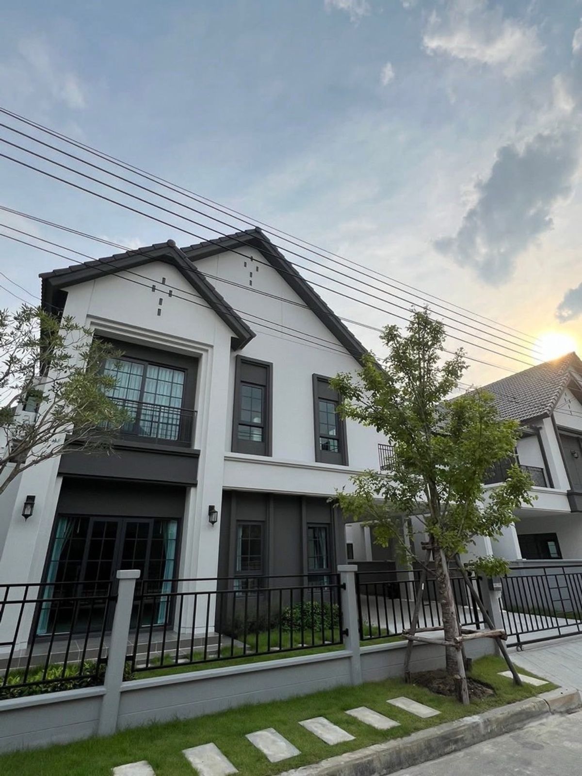 ให้เช่าบ้านบางนา แบริ่ง ลาซาล : HO1002 Centro Bangna 
