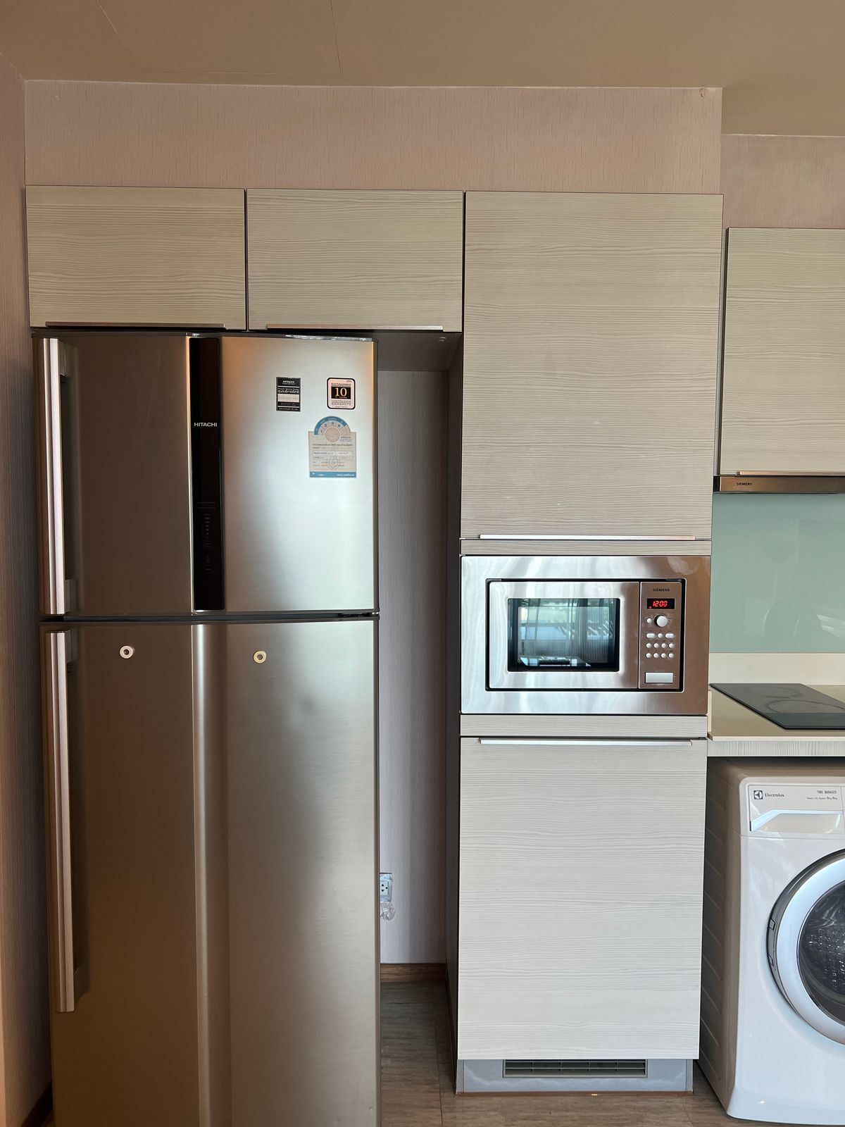 ให้เช่าคอนโดสุขุมวิท อโศก ทองหล่อ : ให้เช่า คอนโด 2 นอน 2 น้ำ ห้องกว้าง สวย วิวดี เฟอร์นิเจอร์ครบ พร้อมอยู่ ใกล้ BTS พร้อมพงษ์