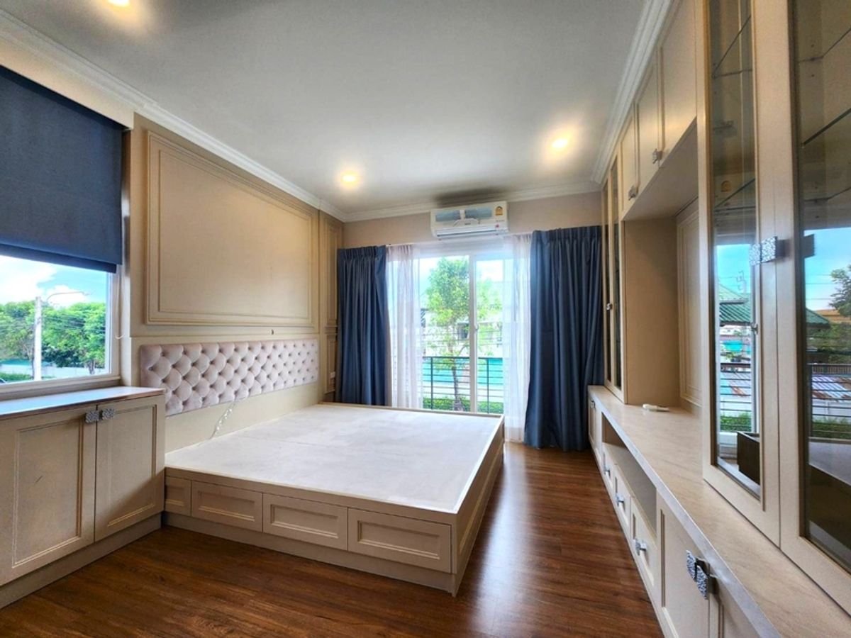 ขายบ้านลาดกระบัง สุวรรณภูมิ : ขายบ้านเดี่ยว Centro พระราม 9-มอเตอร์เวย์ ใกล้สุวรรณภูมิ ราคาดี