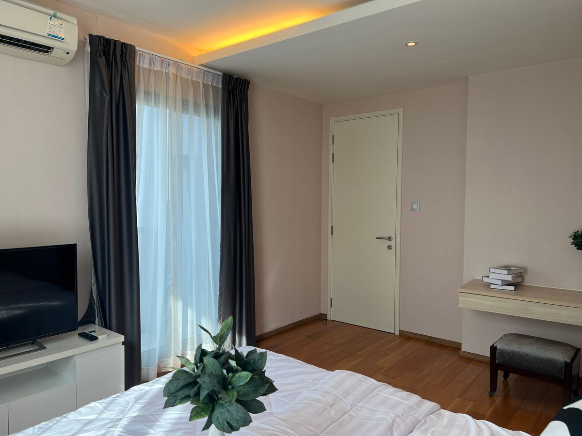 ให้เช่าคอนโดสุขุมวิท อโศก ทองหล่อ : ให้เช่า คอนโด 2 นอน 2 น้ำ ห้องกว้าง สวย วิวดี เฟอร์นิเจอร์ครบ พร้อมอยู่ ใกล้ BTS พร้อมพงษ์