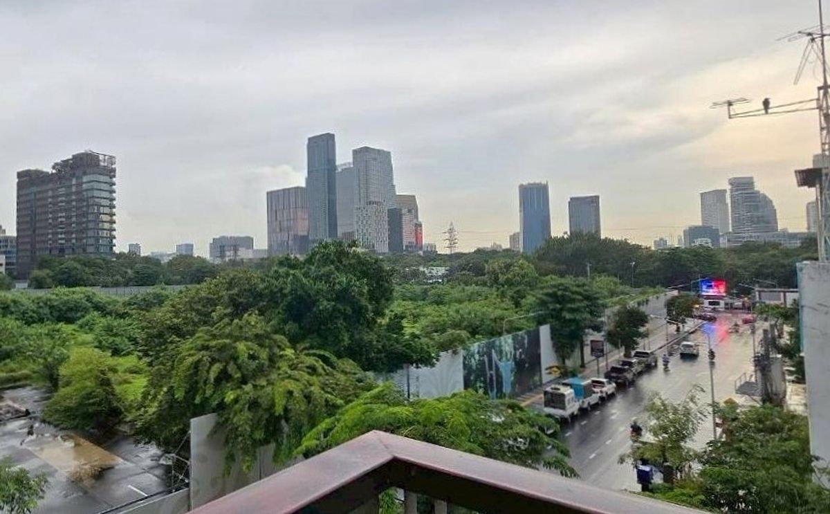 For RentShop HouseWitthayu, Chidlom, Langsuan, Ploenchit : Street-front retail space on Langsuan Road — ideal for all types of businesses ** NO CO-AGENT ** 