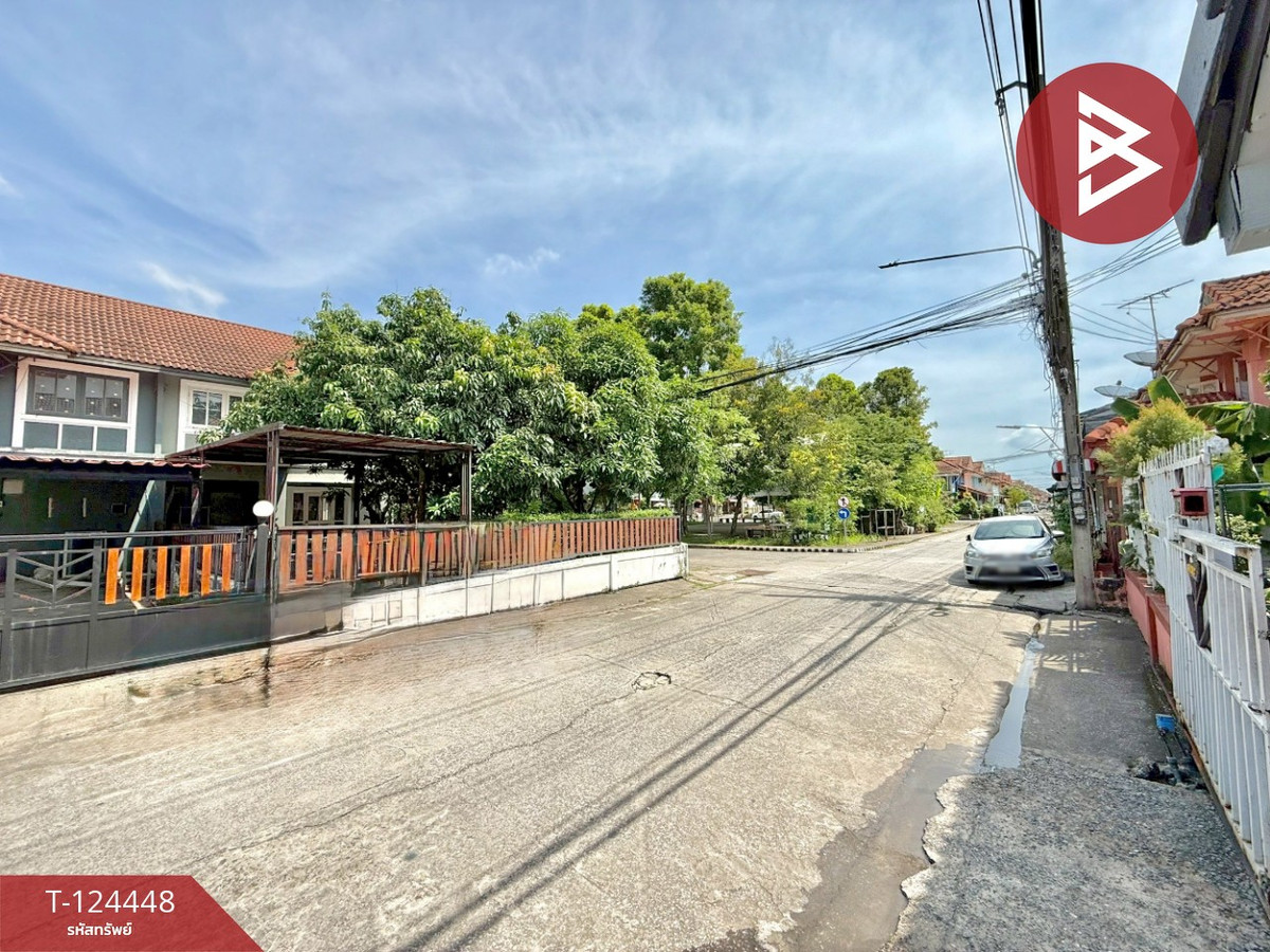 ขายทาวน์เฮ้าส์ หมู่บ้านพฤกษา11 รังสิต-คลอง 3 คลองหลวง ปทุมธานี Loading...