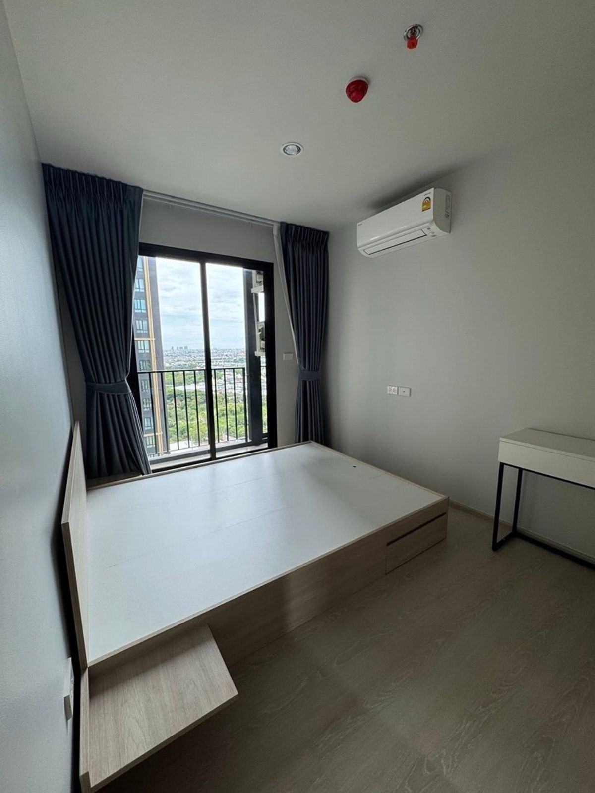 For RentCondoBangna, Bearing, Lasalle : Condo for rent Noble Nue Mega Plus Bangna (Noble Nue Mega Plus Bangna) Floor: 21 📍2 bedrooms, 2 bathrooms Room size: 46 sq m. Price: 22,000 baht Nearby places: Mega Bangna