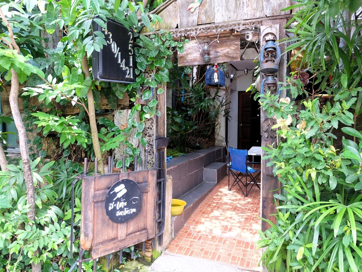 ขายบ้านพัทยา บางแสน ชลบุรี สัตหีบ : ขายบ้านเดี่ยว 3 ชั้น พัทยากลาง ซอยตรงข้ามบิ๊กซี พัทยากลาง