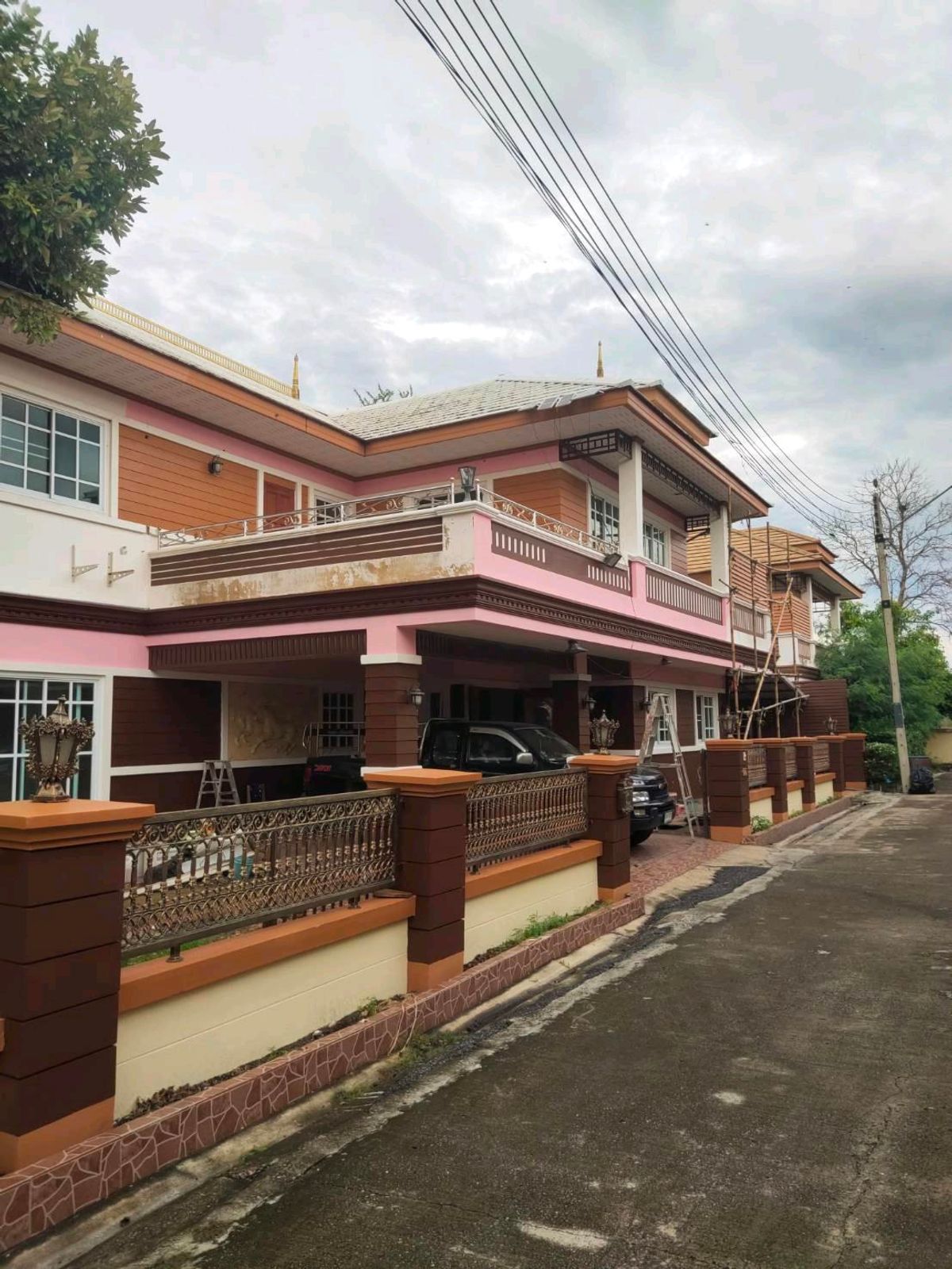ขายบ้านอยุธยา : บ้านอยุธยาแปลงใหญ่ ราคาถูก น้ำไม่เคยท่วม