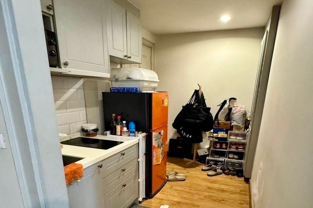 For SaleCondoSapankwai,Jatujak : 🔥 Sale with tenant !! high floor 21++, Good location!! 🔥 Code C20240302409..........The Editor, Studio room, 1 bathroom, furnished, SELL AT LOSS!!📣📣