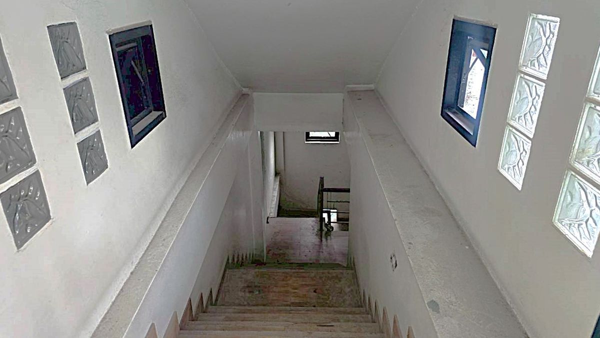 For RentShop HouseWitthayu, Chidlom, Langsuan, Ploenchit : Street-front retail space on Langsuan Road — ideal for all types of businesses ** NO CO-AGENT ** 