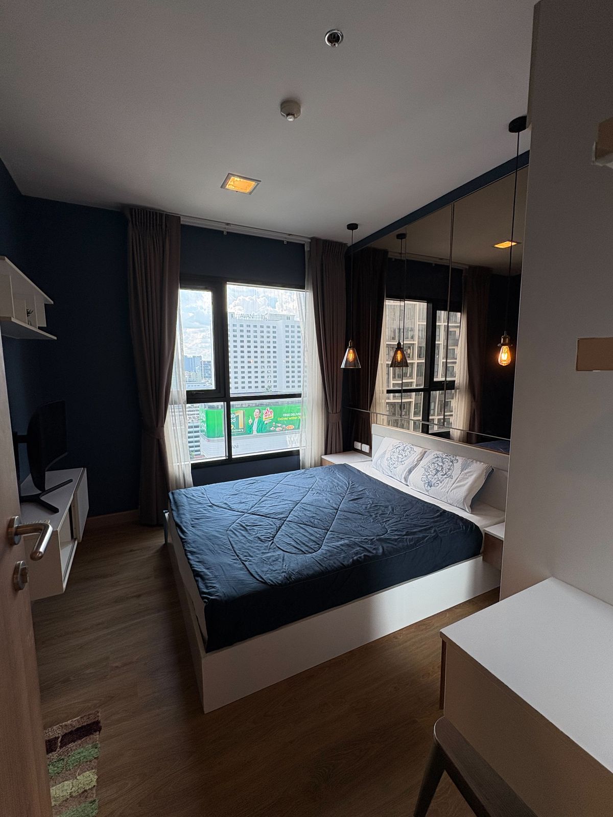 ให้เช่าคอนโดพระราม 9 เพชรบุรีตัดใหม่ RCA : ต่อรองได้Typeพิเศษหายาก ราคาถูกมาก - มีโซฟานะคะ - CondoLette Midst Rama9 - 35 sq.m. Only 18,500baht/month