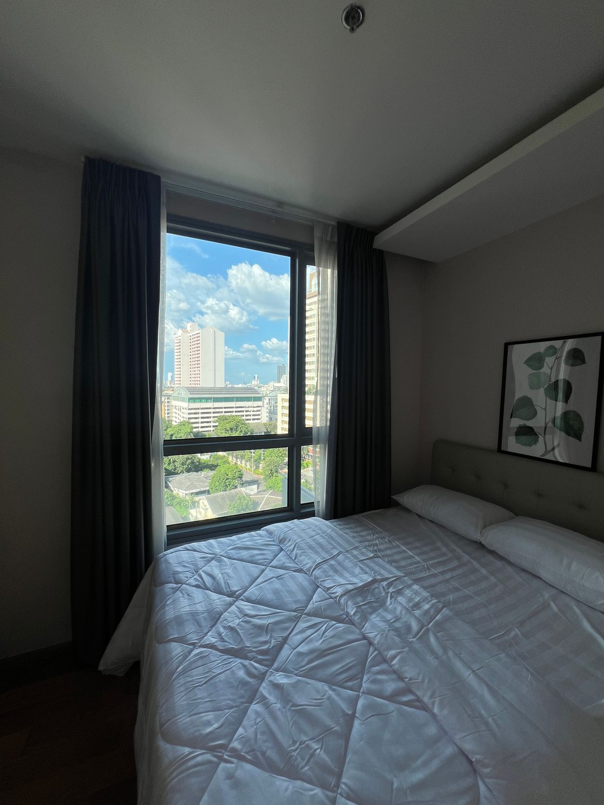 ให้เช่าคอนโดสุขุมวิท อโศก ทองหล่อ : ให้เช่า คอนโด 2 นอน 2 น้ำ ห้องกว้าง สวย วิวดี เฟอร์นิเจอร์ครบ พร้อมอยู่ ใกล้ BTS พร้อมพงษ์