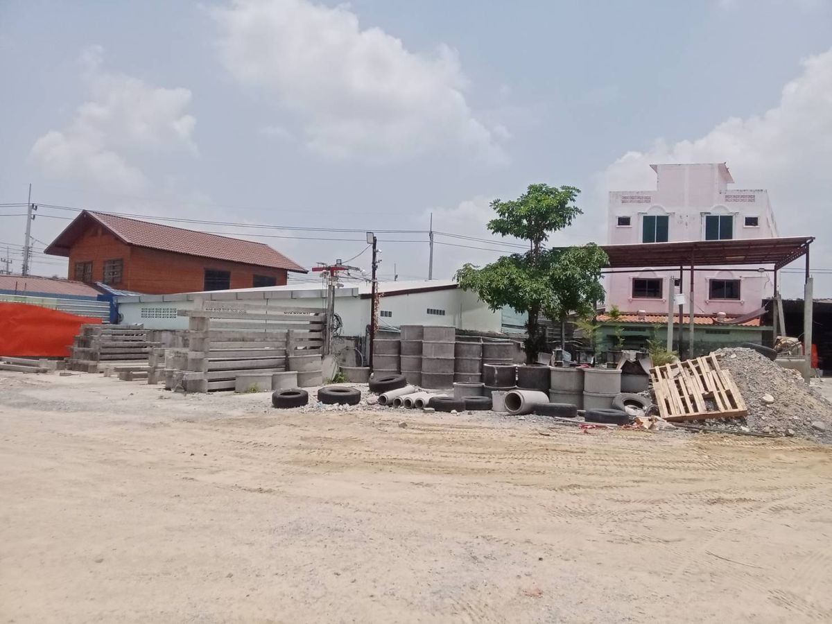 ที่ดินลพบุรี : ขายและให้เช่าที่ดินพร้อมสิ่งปลูกสร้าง อาคารพาณิชย์ 2 ชั้นครึ่ง และพื้นที่โดยรอบ ต.สระโบสถ์ อ.สระโบสถ์ จ.สระบุรี