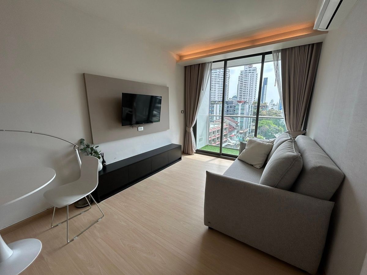 ให้เช่าคอนโดสุขุมวิท อโศก ทองหล่อ : ให้เช่า Condo Via 49