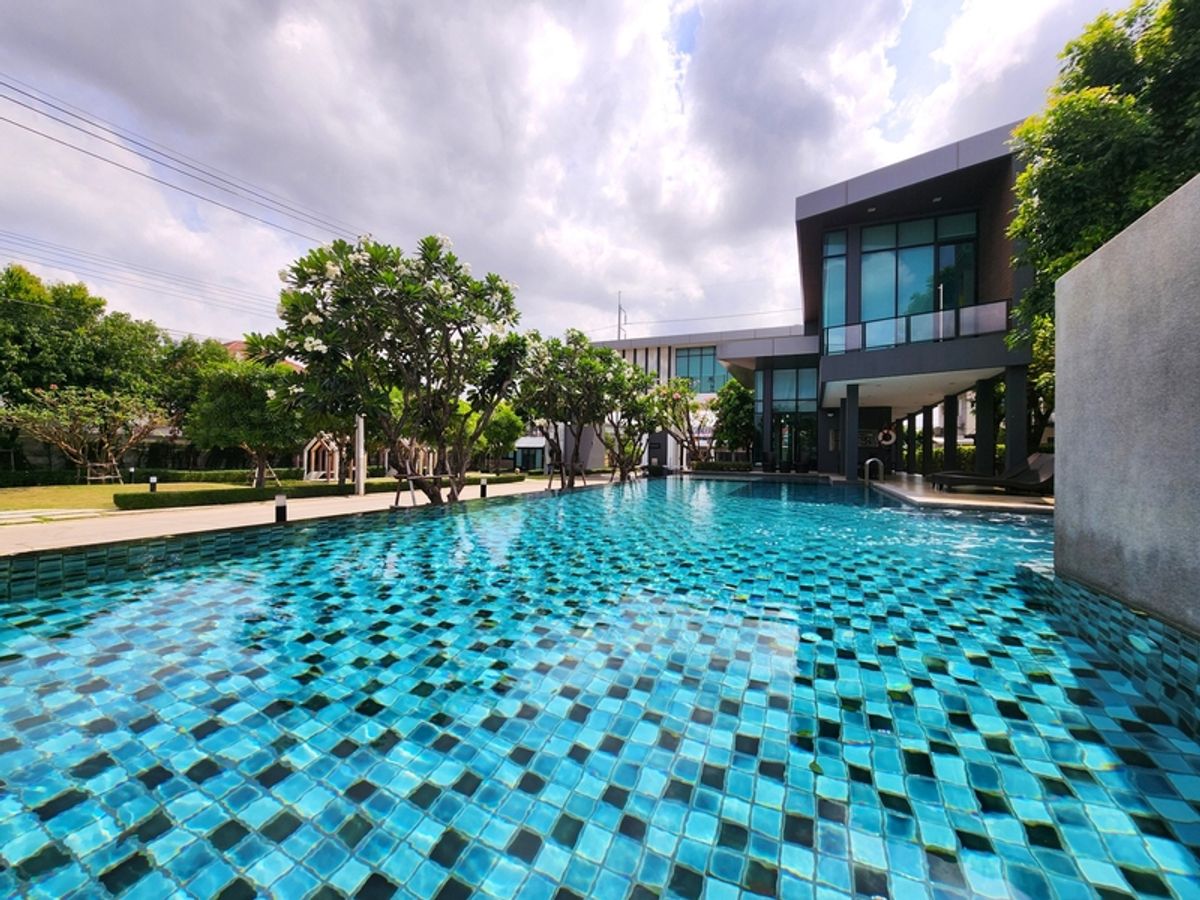 ขายบ้านลาดกระบัง สุวรรณภูมิ : ขายบ้านเดี่ยว Centro พระราม 9-มอเตอร์เวย์ ใกล้สุวรรณภูมิ ราคาดี