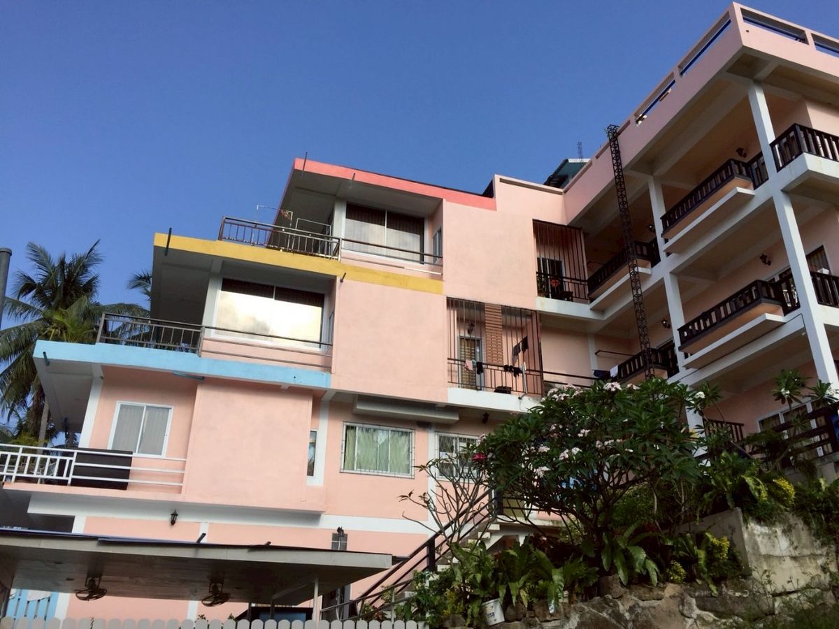 For SaleHotel&Apartment BusinessKoh Samui, Surat Thani : Hotel business for sale with tenants, Sairee Seaview, Koh Tao, Koh Phangan District. Surat Thani Province