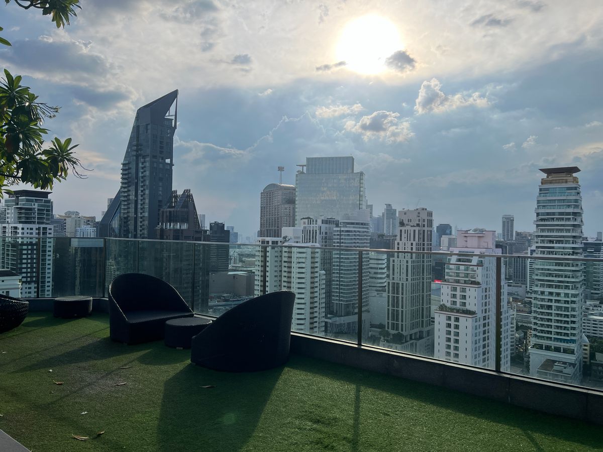 ให้เช่าคอนโดสุขุมวิท อโศก ทองหล่อ : ให้เช่า คอนโด 2 นอน 2 น้ำ ห้องกว้าง สวย วิวดี เฟอร์นิเจอร์ครบ พร้อมอยู่ ใกล้ BTS พร้อมพงษ์