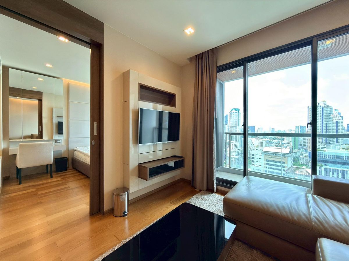 For RentCondoSathorn, Narathiwat : 🔥Urgent room for rent/sale The Address Sathorn 🏙️ Luxurious life in the heart of Sathorn city.