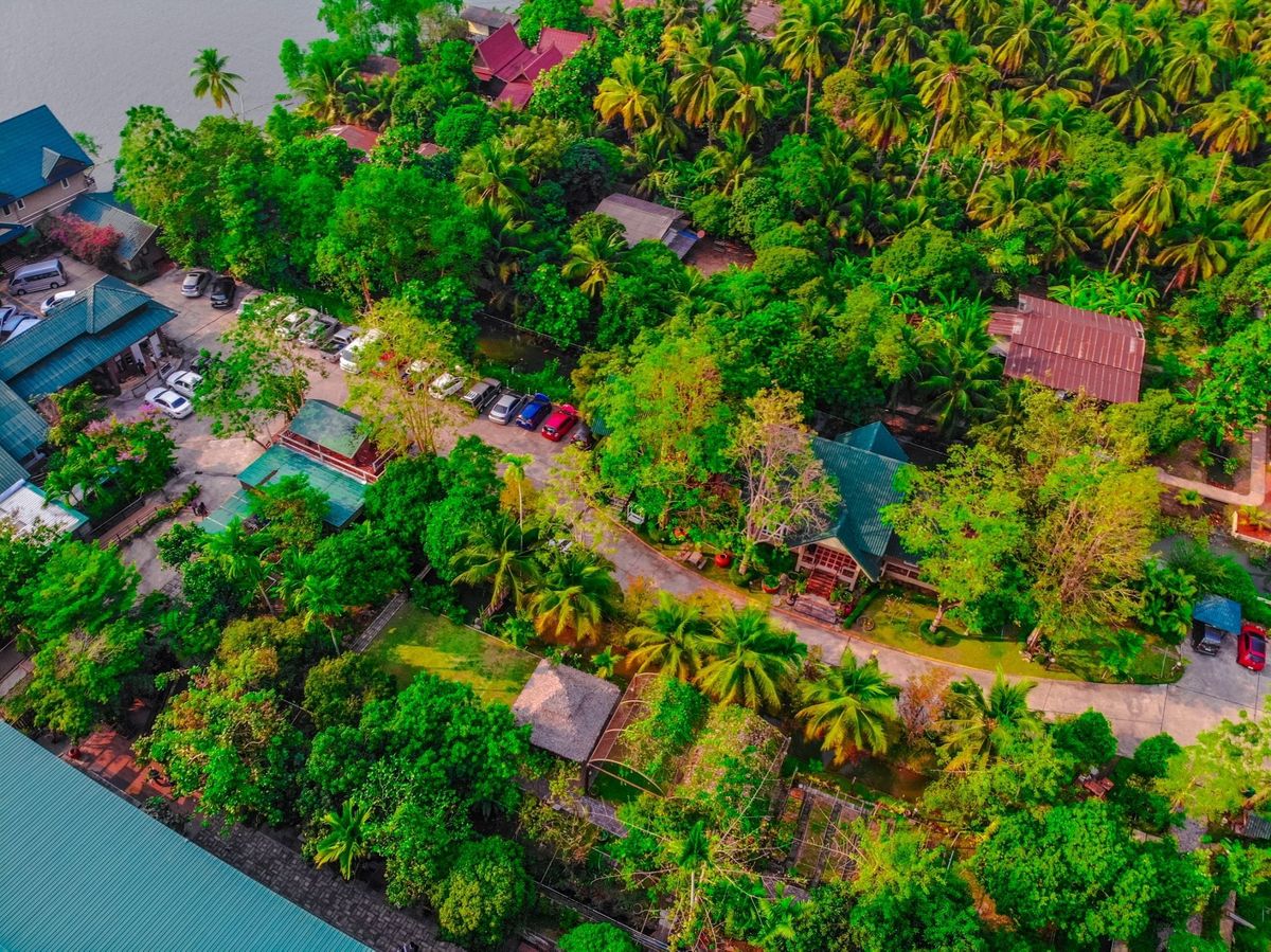 ขายที่ดินสมุทรสงคราม : ขายที่ดิน​ ติดริมน้ำแม่กลอง​ พร้อมสิ่งปลูกสร้าง​ เนื้อที่​ 8-2-53 ไร่ อ.บางคนที จ.สมุทรสงคราม