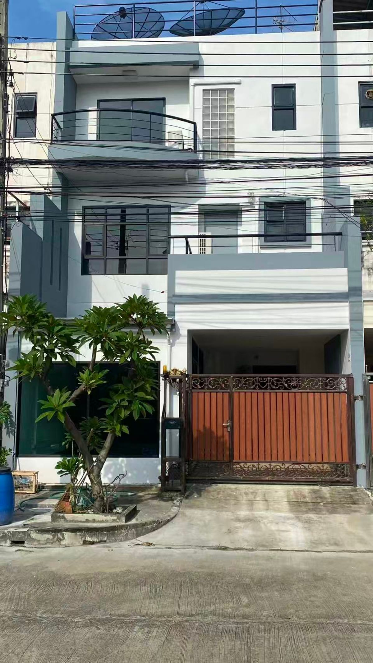 For RentShop HouseBangna, Bearing, Lasalle : Home Office for rent in Lasalle, registration available (TO8-00325)