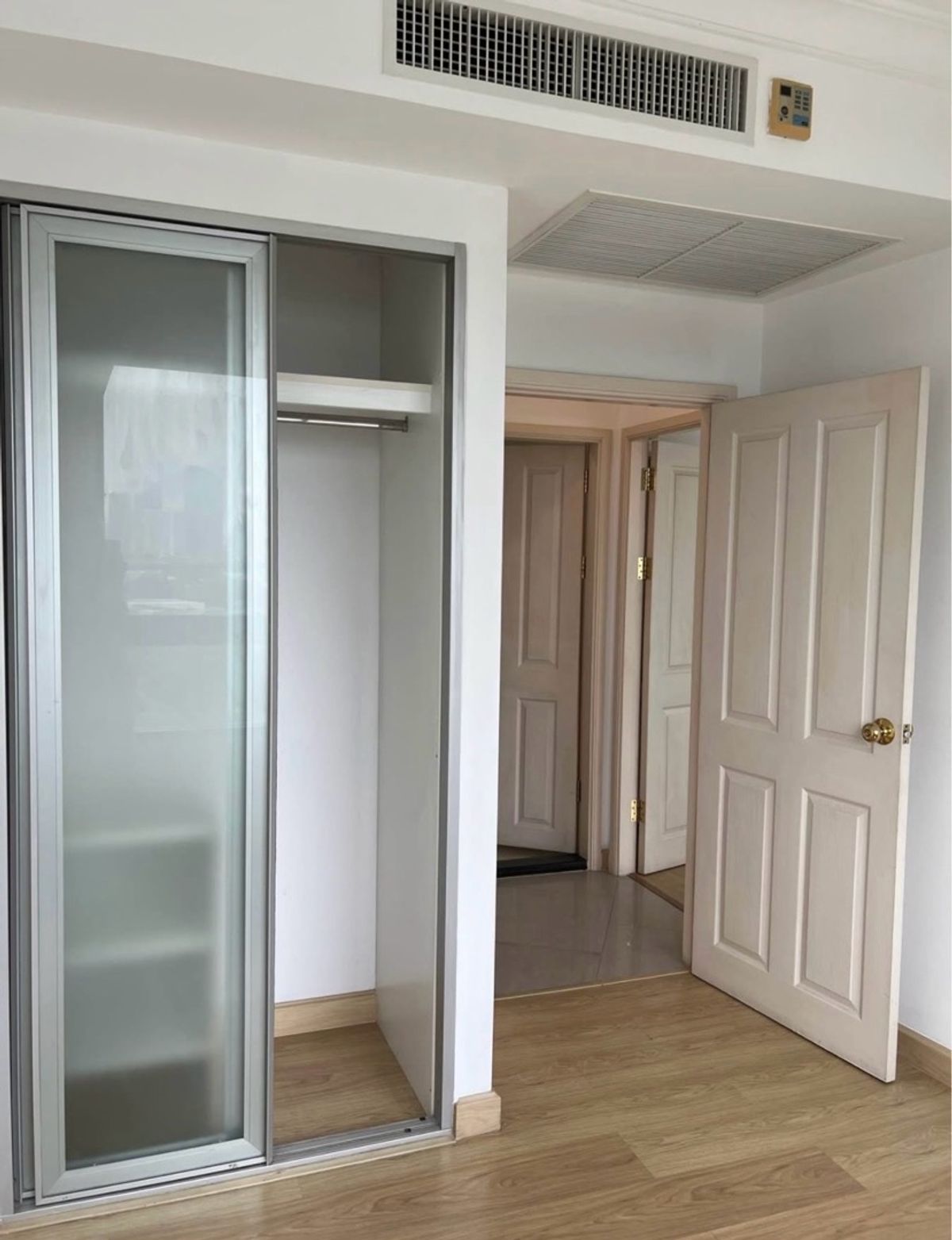 ขายคอนโดพระราม 3 สาธุประดิษฐ์ : 🌆Condo Supalai Casa Riva 2ห้องนอน วิวแม่น้ำและวิวสระ