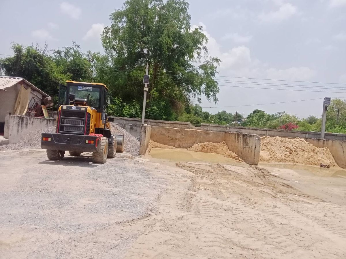 ที่ดินลพบุรี : ขายและให้เช่าที่ดินพร้อมสิ่งปลูกสร้าง อาคารพาณิชย์ 2 ชั้นครึ่ง และพื้นที่โดยรอบ ต.สระโบสถ์ อ.สระโบสถ์ จ.สระบุรี