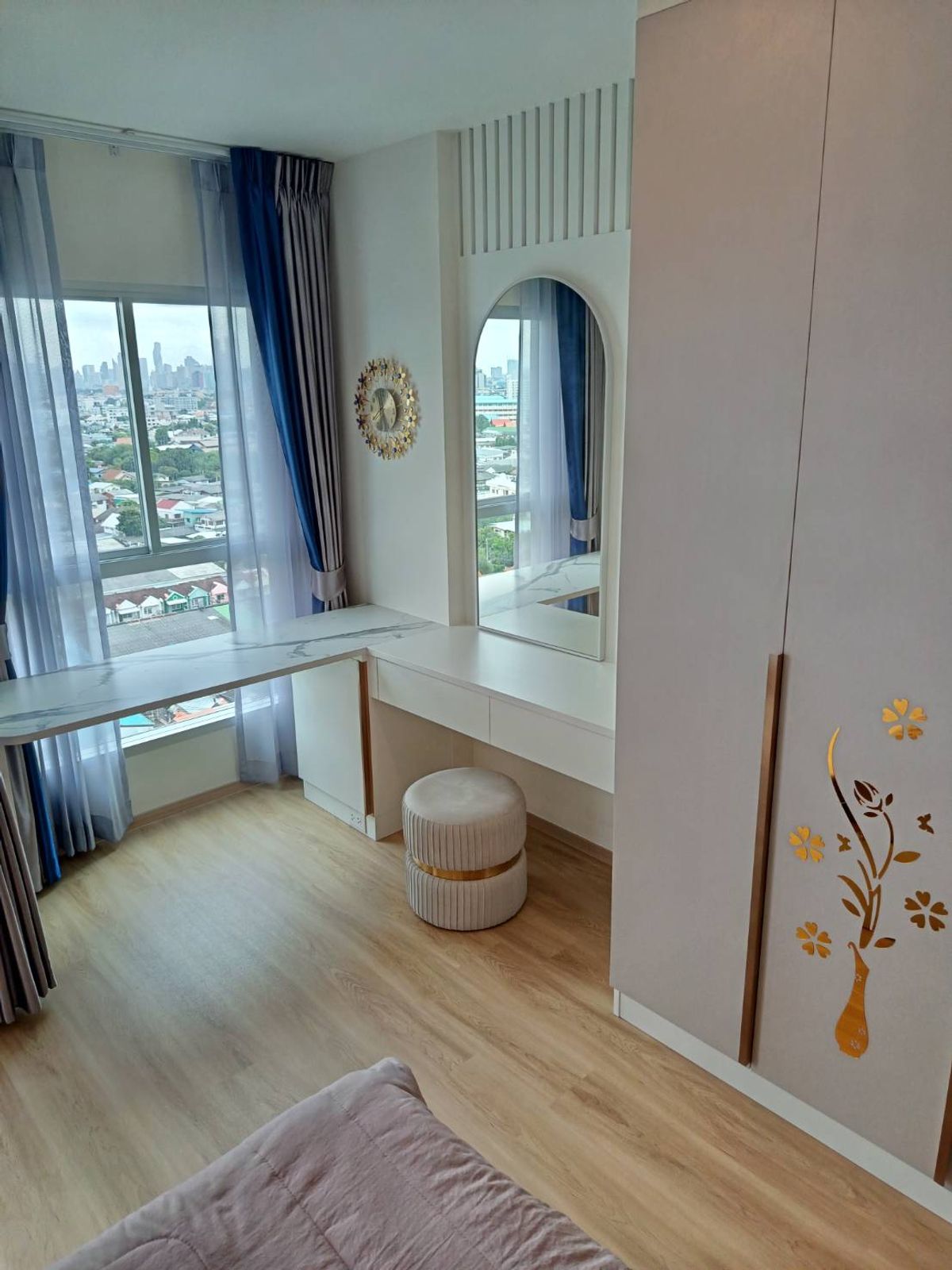 ขายคอนโดปิ่นเกล้า จรัญสนิทวงศ์ : ขายคอนโดลุมพินี วิลล์ จรัญ-ไฟฉาย ราคา 2.3 ล้านบาท