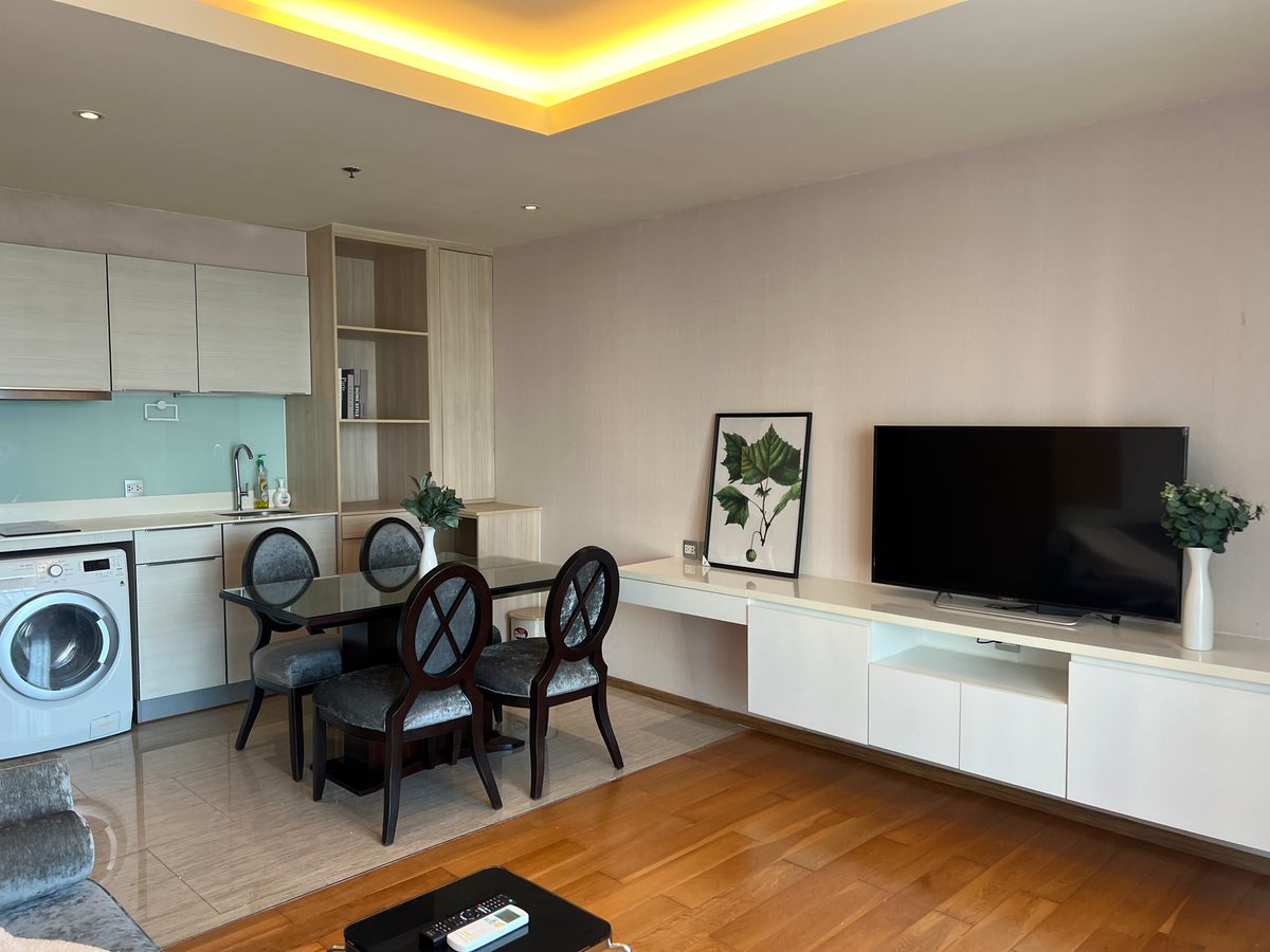 ให้เช่าคอนโดสุขุมวิท อโศก ทองหล่อ : ให้เช่า คอนโด 2 นอน 2 น้ำ ห้องกว้าง สวย วิวดี เฟอร์นิเจอร์ครบ พร้อมอยู่ ใกล้ BTS พร้อมพงษ์