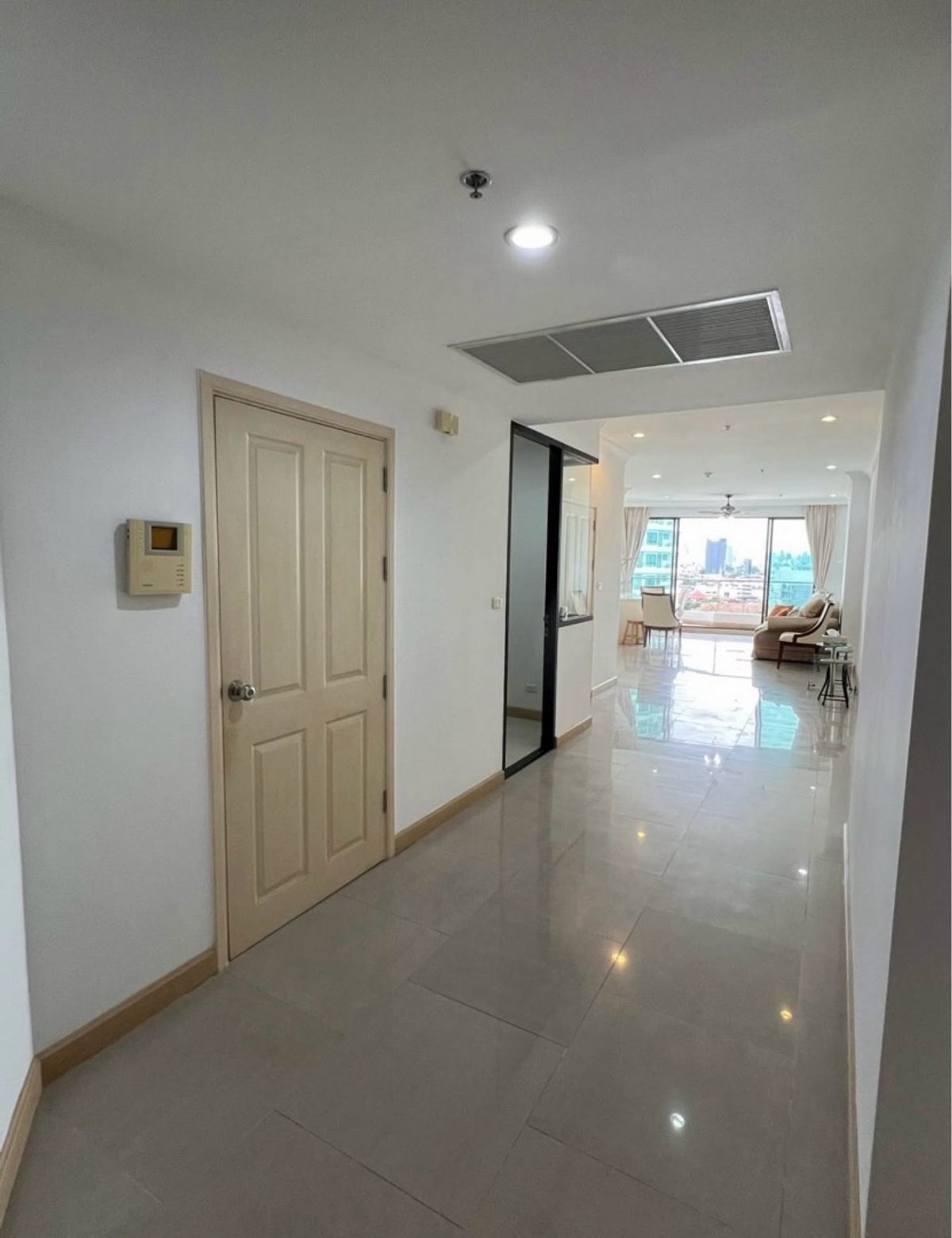 ขายคอนโดพระราม 3 สาธุประดิษฐ์ : 🌆Condo Supalai Casa Riva 2ห้องนอน วิวแม่น้ำและวิวสระ