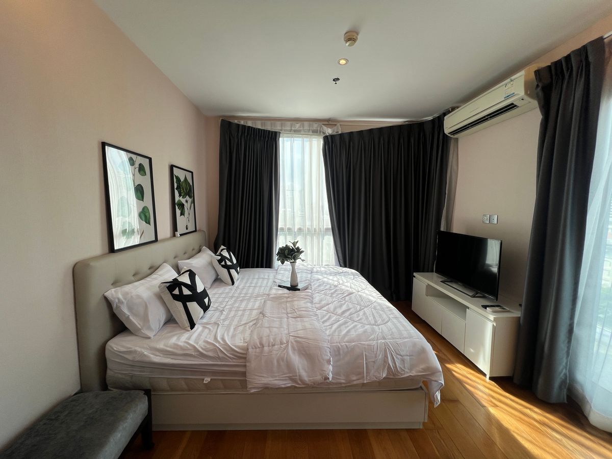 ให้เช่าคอนโดสุขุมวิท อโศก ทองหล่อ : ให้เช่า คอนโด 2 นอน 2 น้ำ ห้องกว้าง สวย วิวดี เฟอร์นิเจอร์ครบ พร้อมอยู่ ใกล้ BTS พร้อมพงษ์