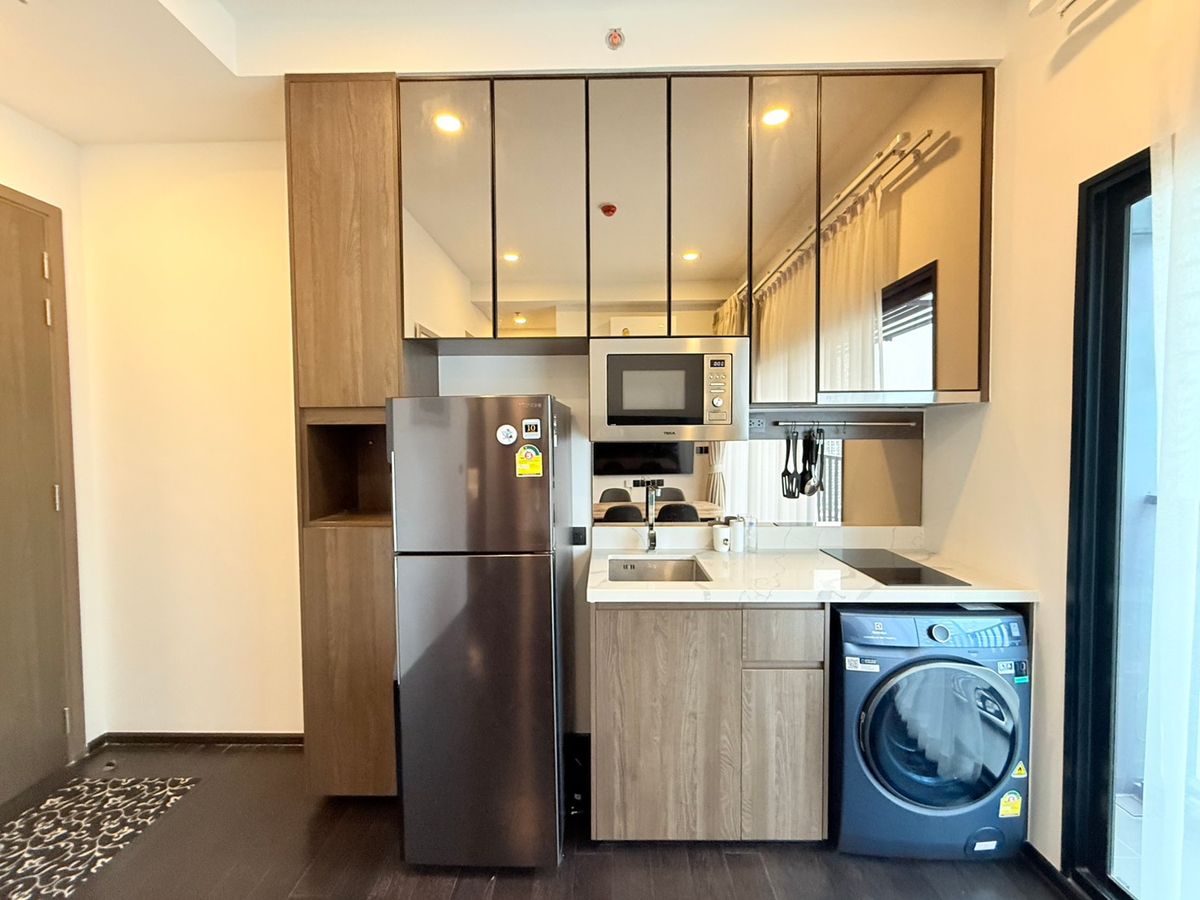 For RentCondoSukhumvit, Asoke, Thonglor : Beautiful room, good price, full central area, at the luxury condo Park Origin Thonglor 2Bedrooms, 30+ floor, good location, near BTS 🚝 Thonglor, ready to move in.