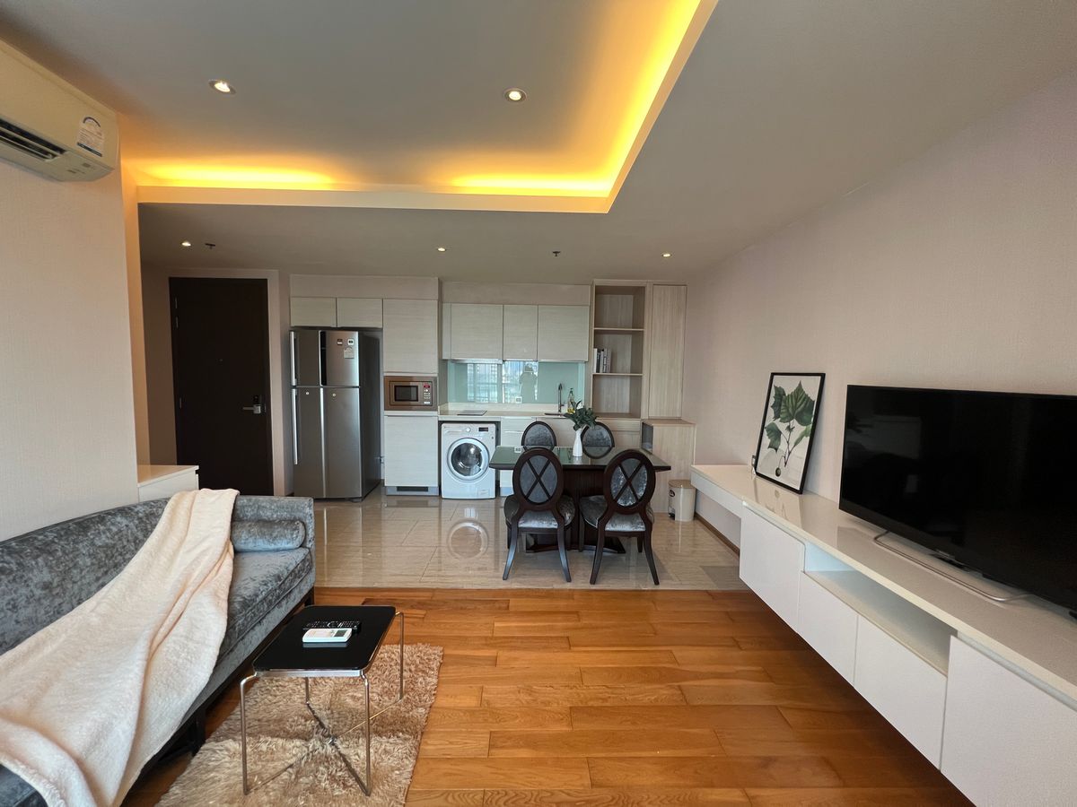 ให้เช่าคอนโดสุขุมวิท อโศก ทองหล่อ : ให้เช่า คอนโด 2 นอน 2 น้ำ ห้องกว้าง สวย วิวดี เฟอร์นิเจอร์ครบ พร้อมอยู่ ใกล้ BTS พร้อมพงษ์